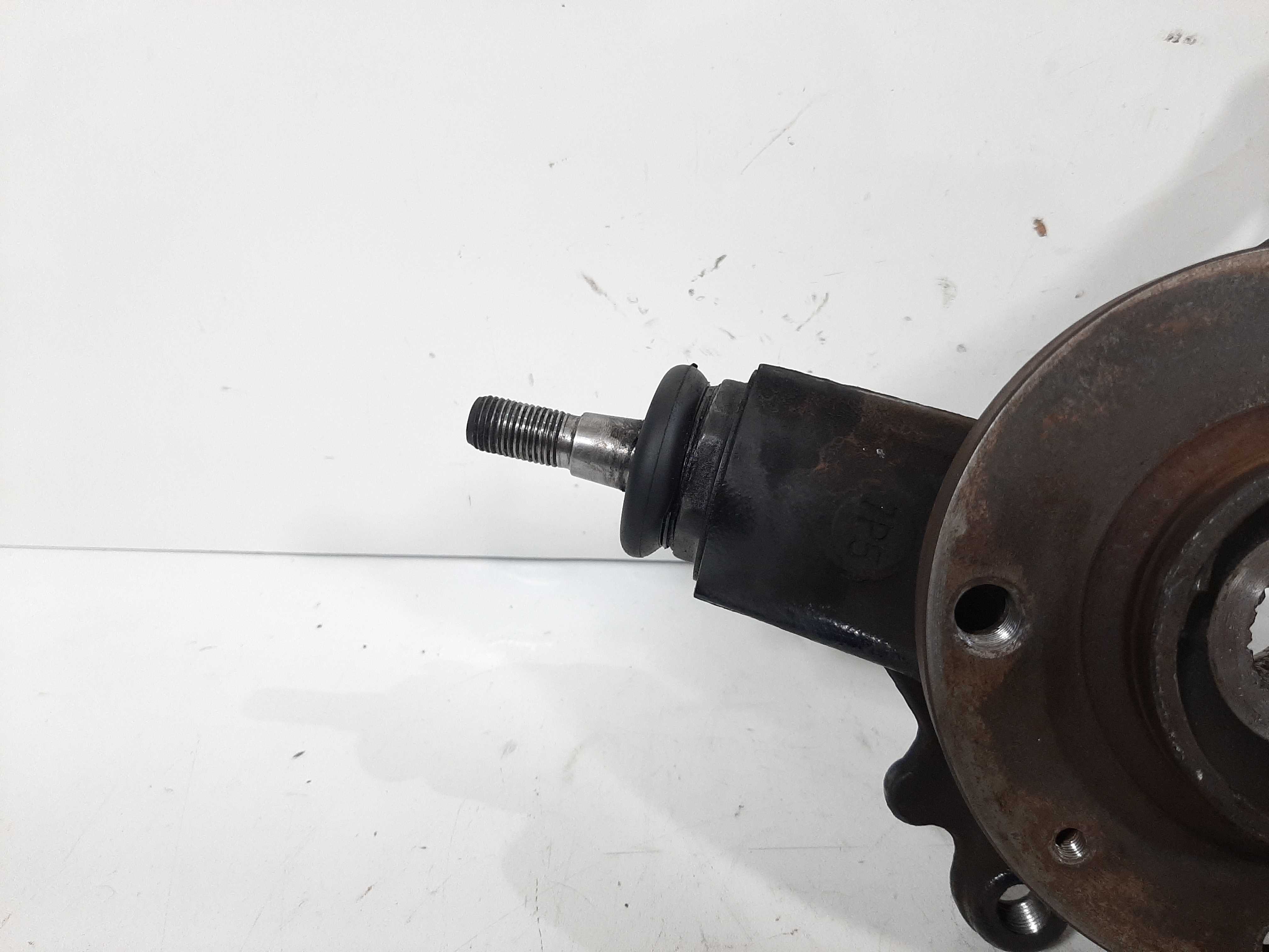 Cubo Montante Dianteiro Direito C4 Pallas 07 A 2013 C/avaria 2