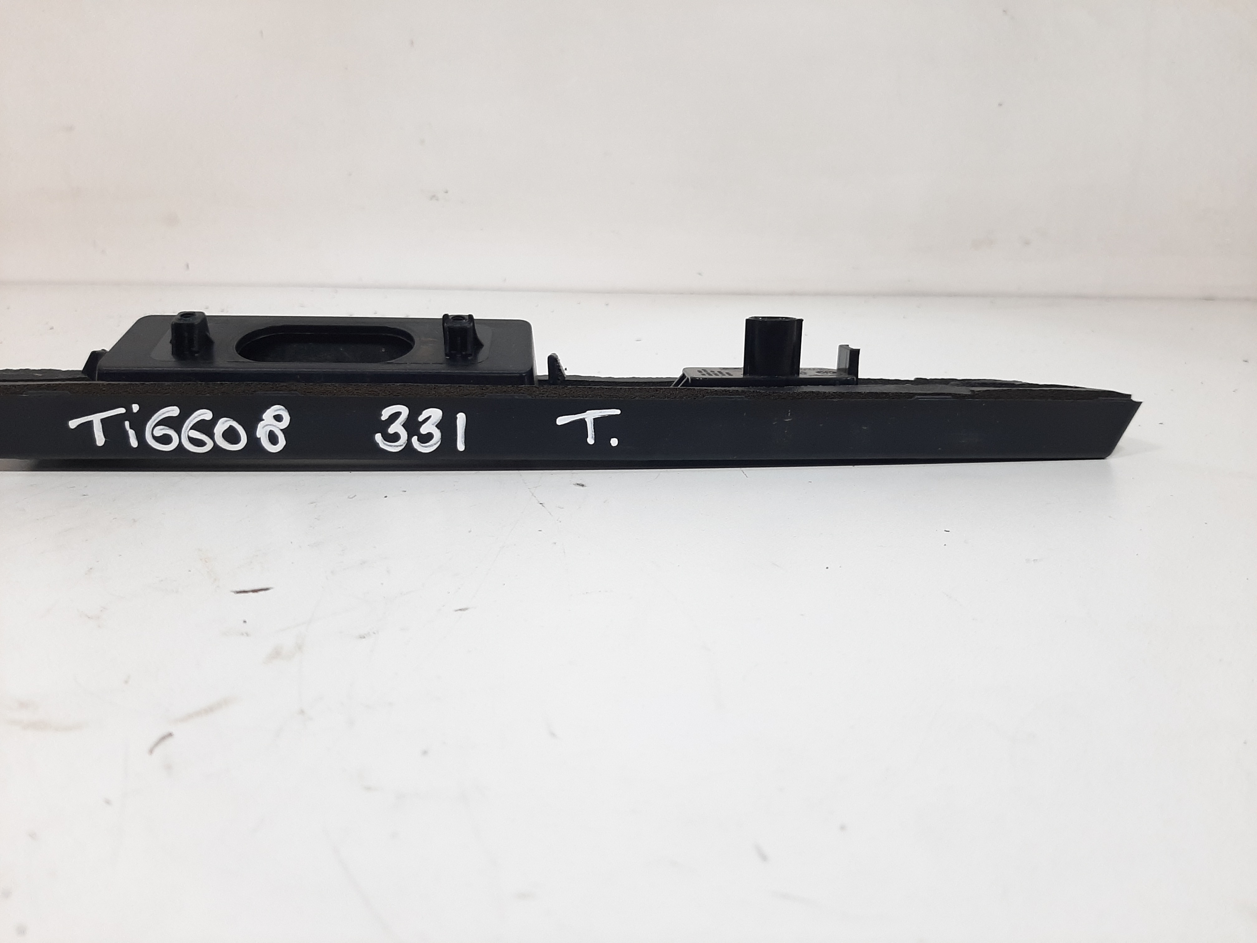 Luz De Placa Traseira Caoa Chery Tiggo 8 1.6t 2019 A 2022 2