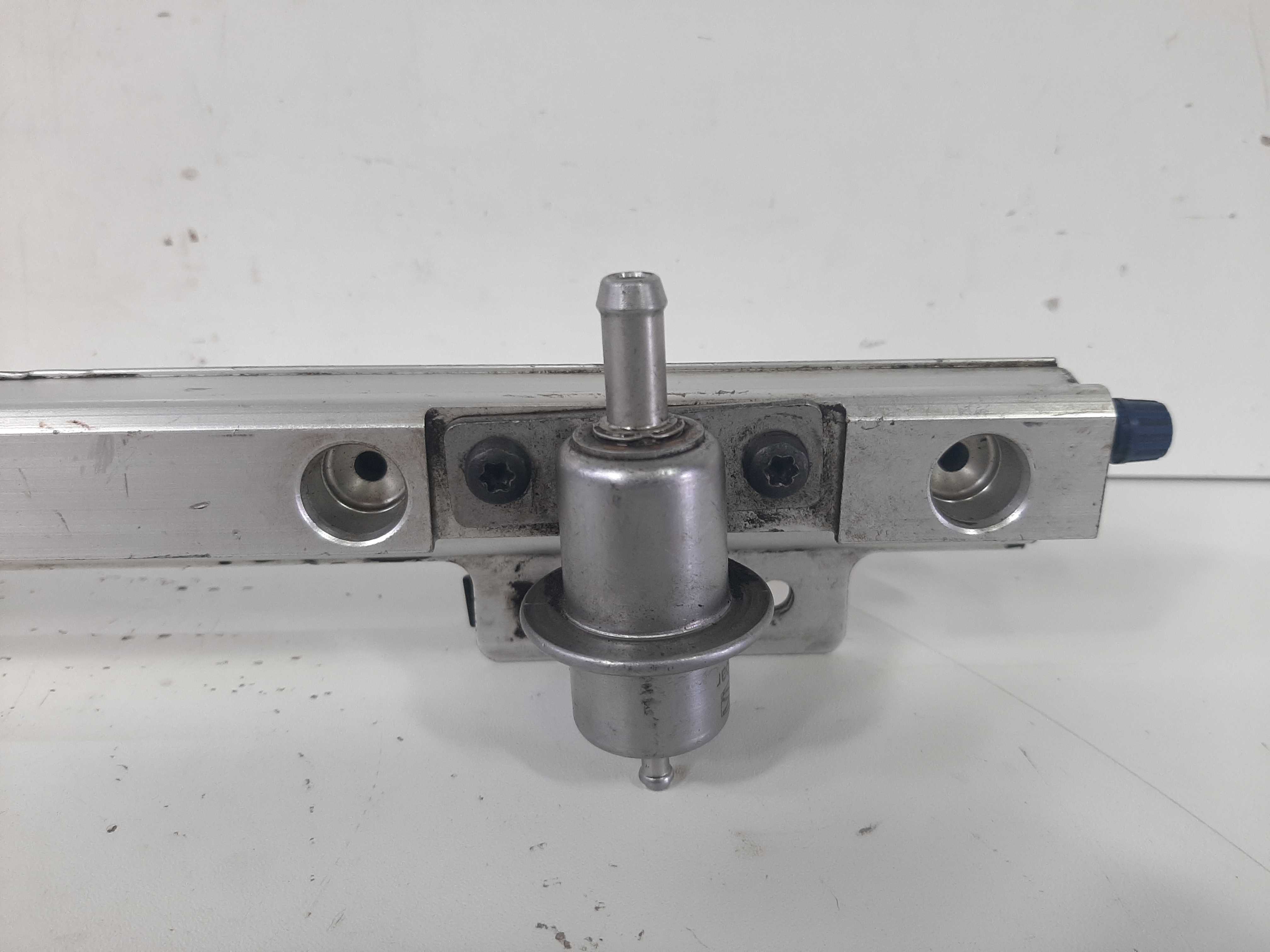 Flauta Bicos Injetores Volvo S40 C30 1.8 16v 1995 A 2004 3
