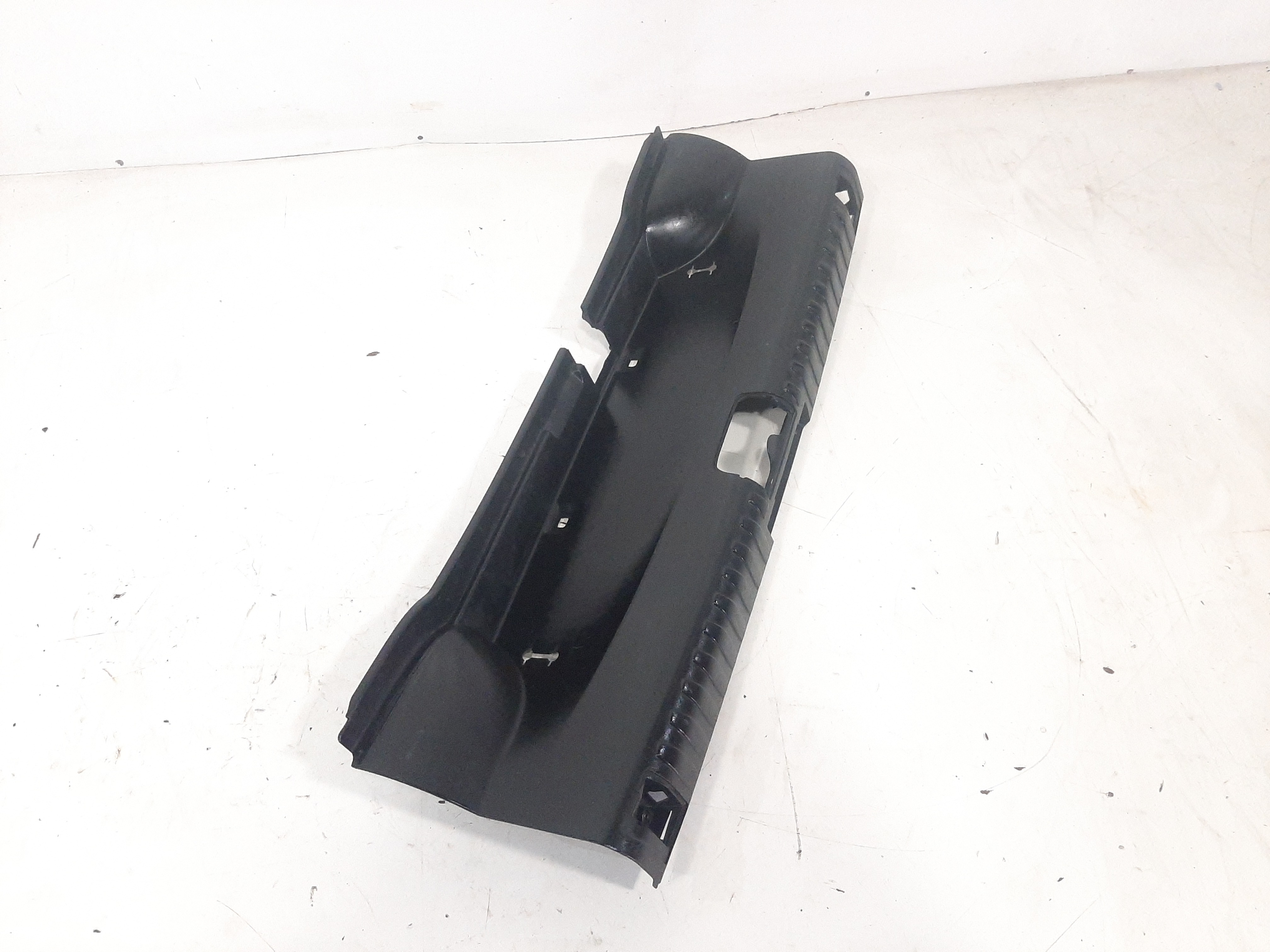 Acabamento Moldura Soleira Porta Malas Bmw 120i 2006 A 2012 4