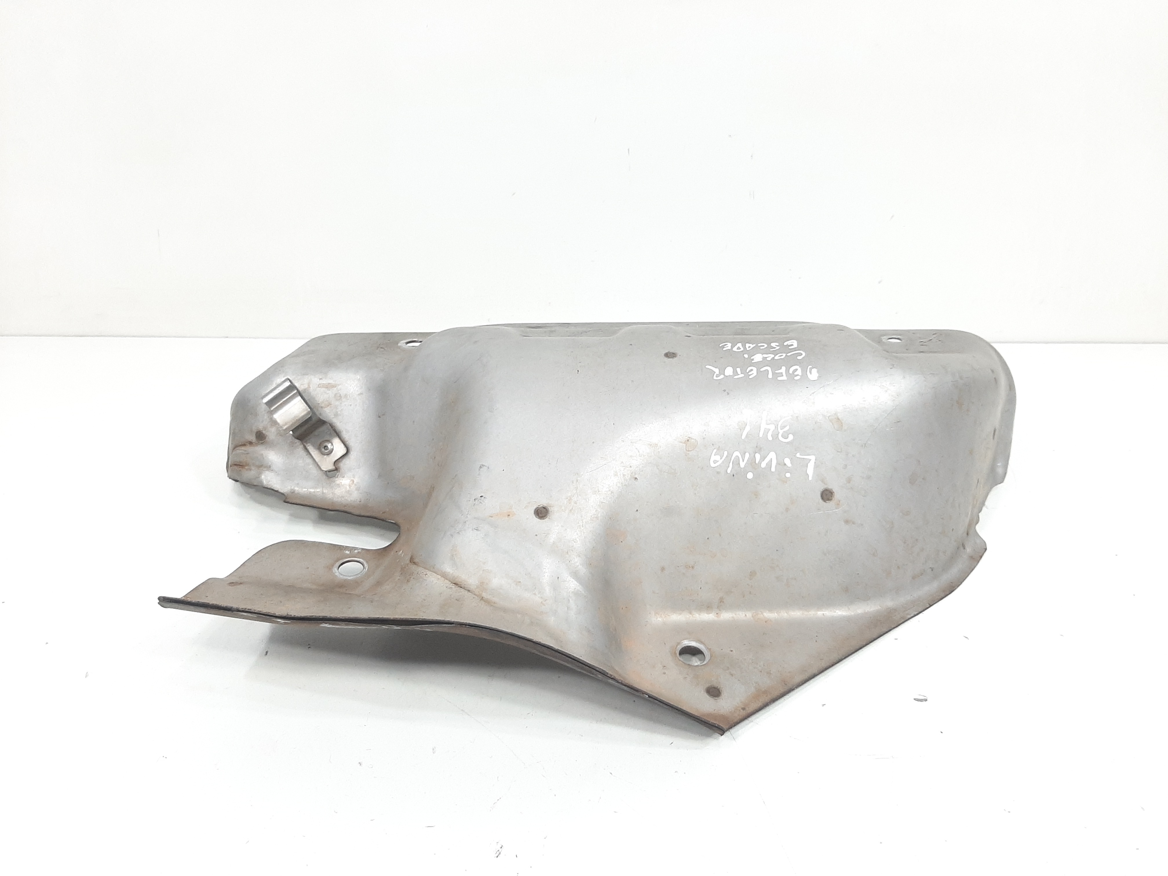 Defletor Coletor Escape Nissan Livina 1.8 2010 2011 A 2014 2