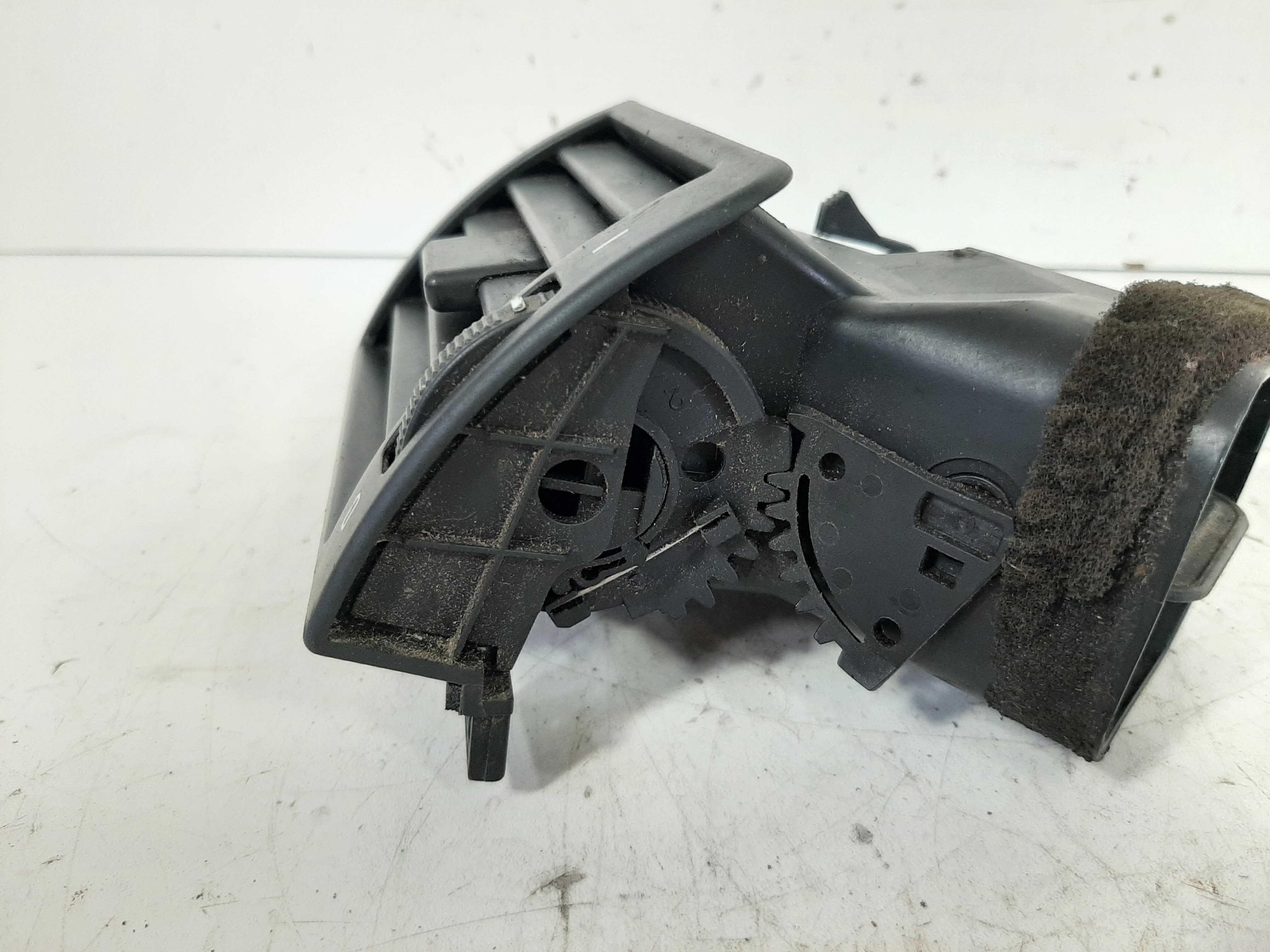Difusor Ar Dianteiro Esquerdo Bmw 325i E46 2001 2002 A 2005 5