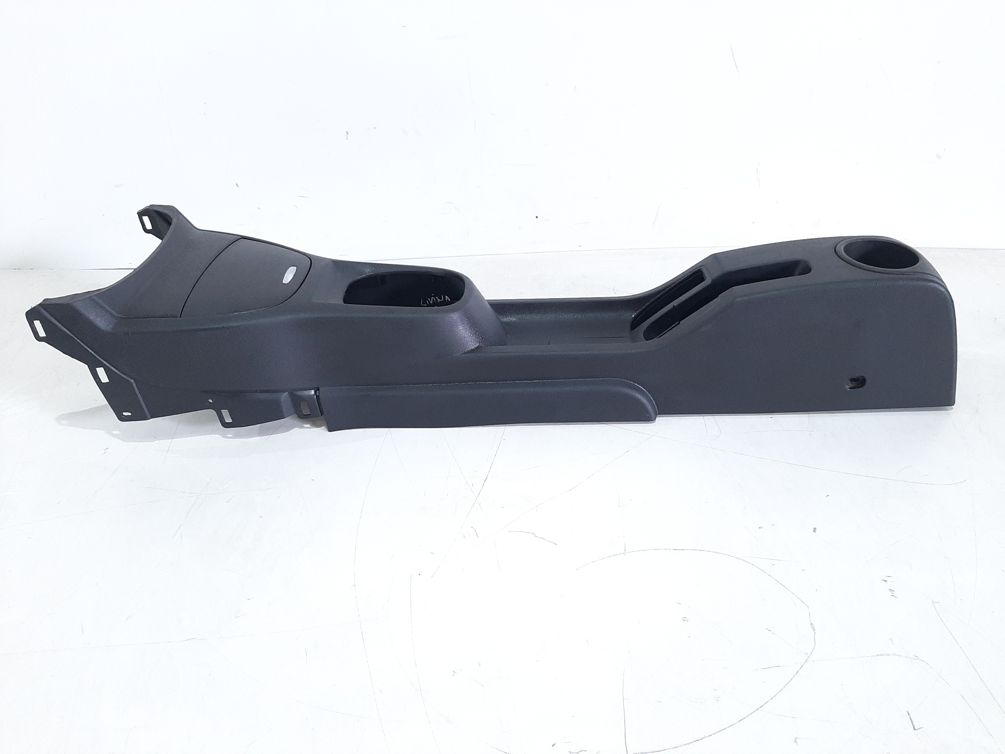 Console Central C/porta Objeto Nissan Livina 2010 11 A 2014 5