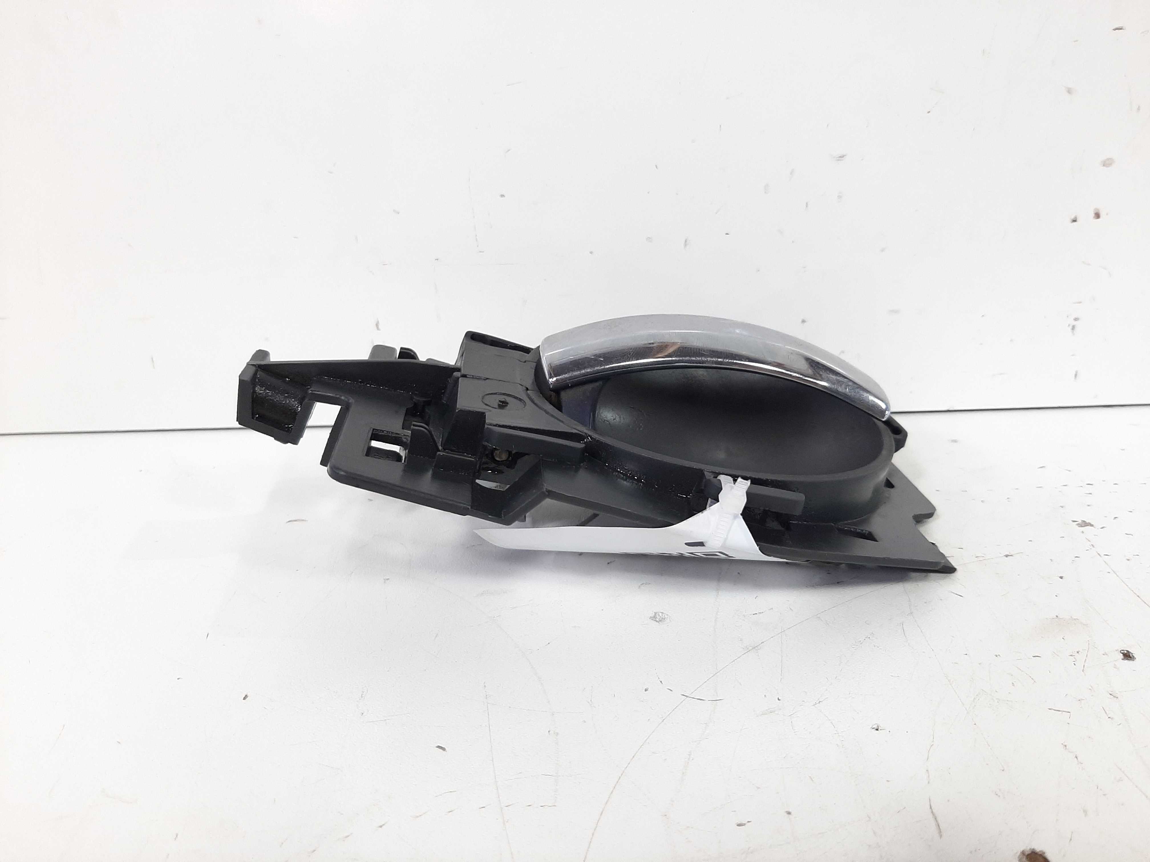 Maçaneta Interna Dianteira Direita Citroen C3 2007 A 2013 4