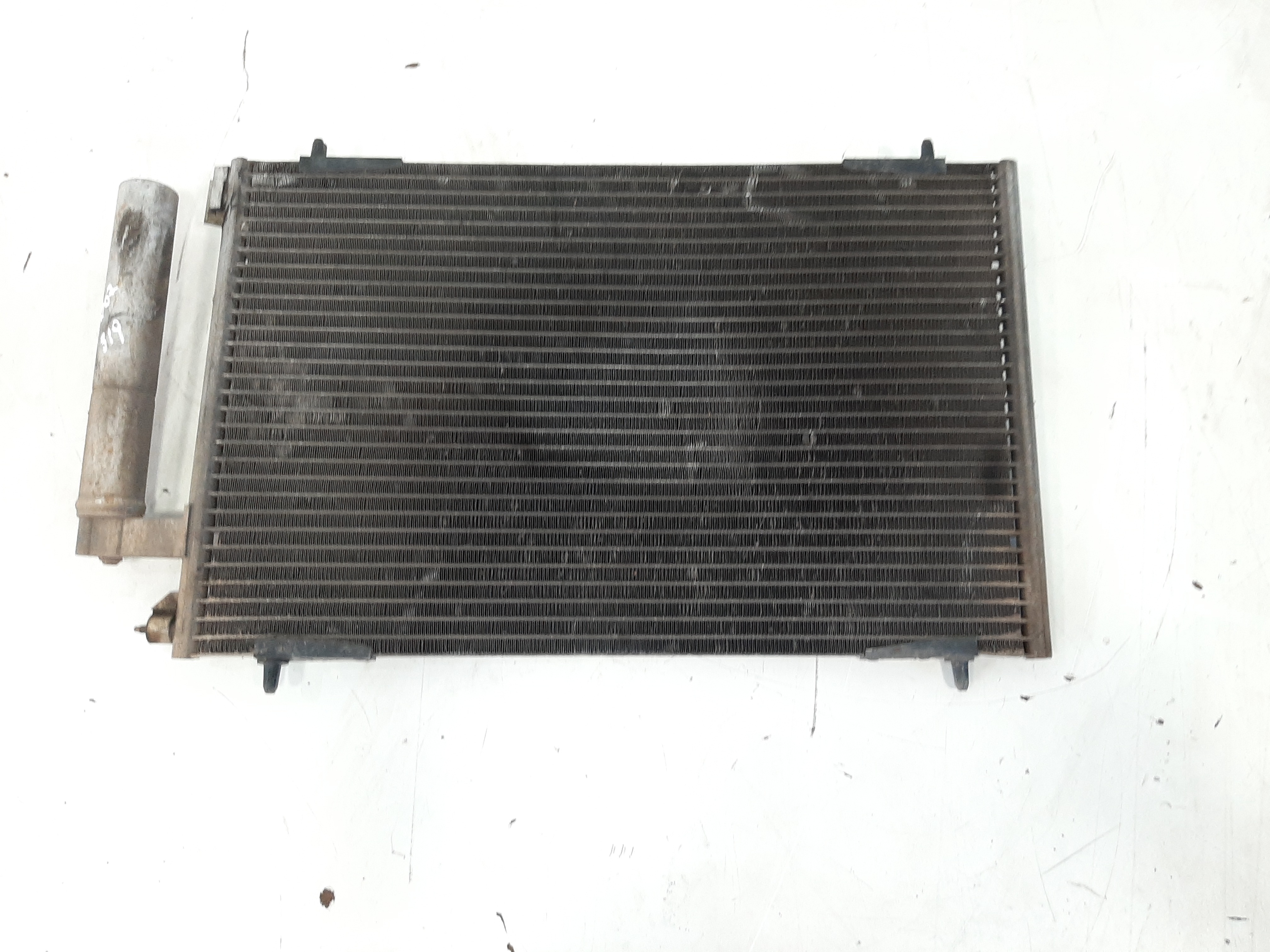 Condensador Ar Condicionado Peugeot 207 1.4 2006 2007 A 2012 1