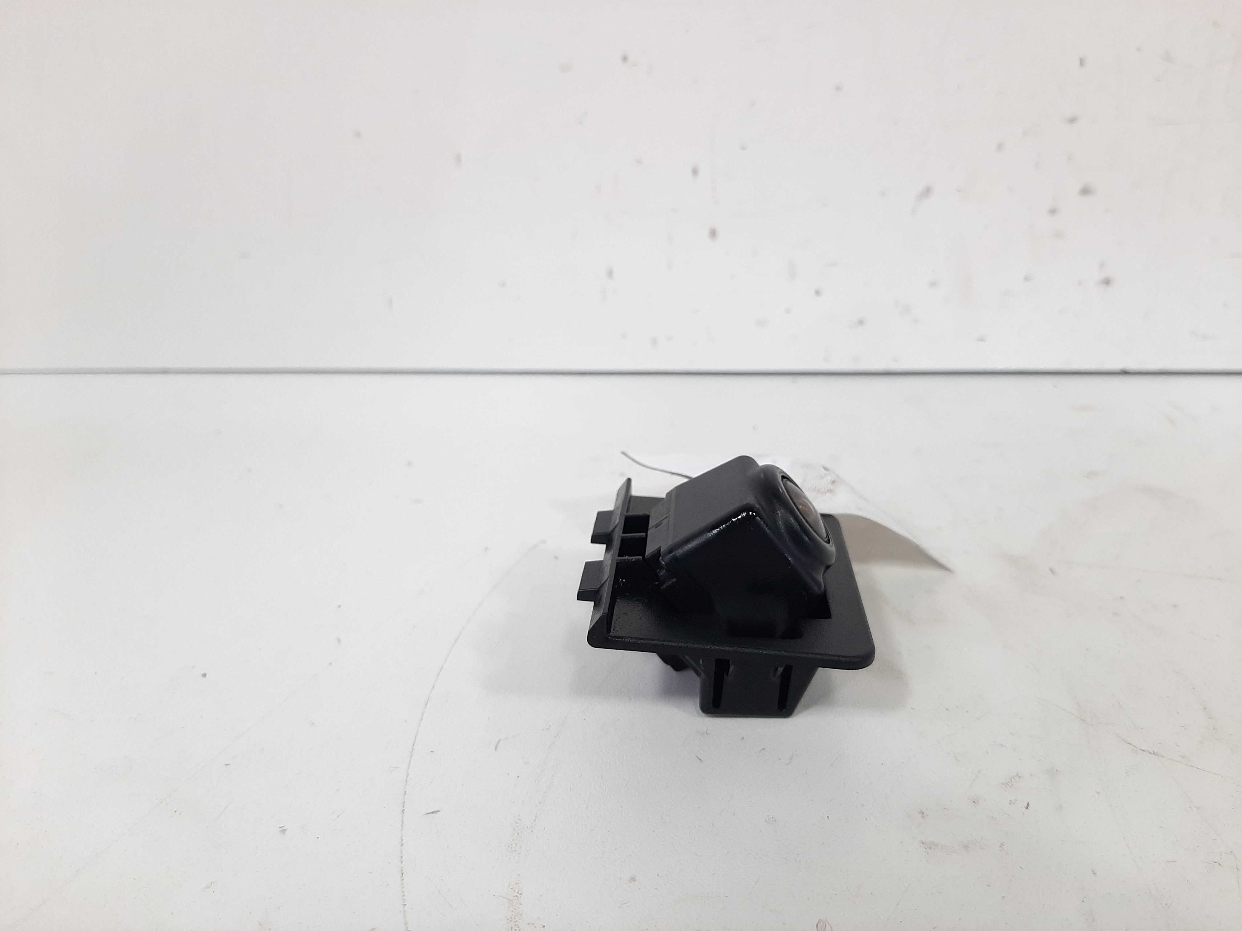 Camera Traseira Ré Gm Onix 2013 2014 2015 2016 2017 2018 2