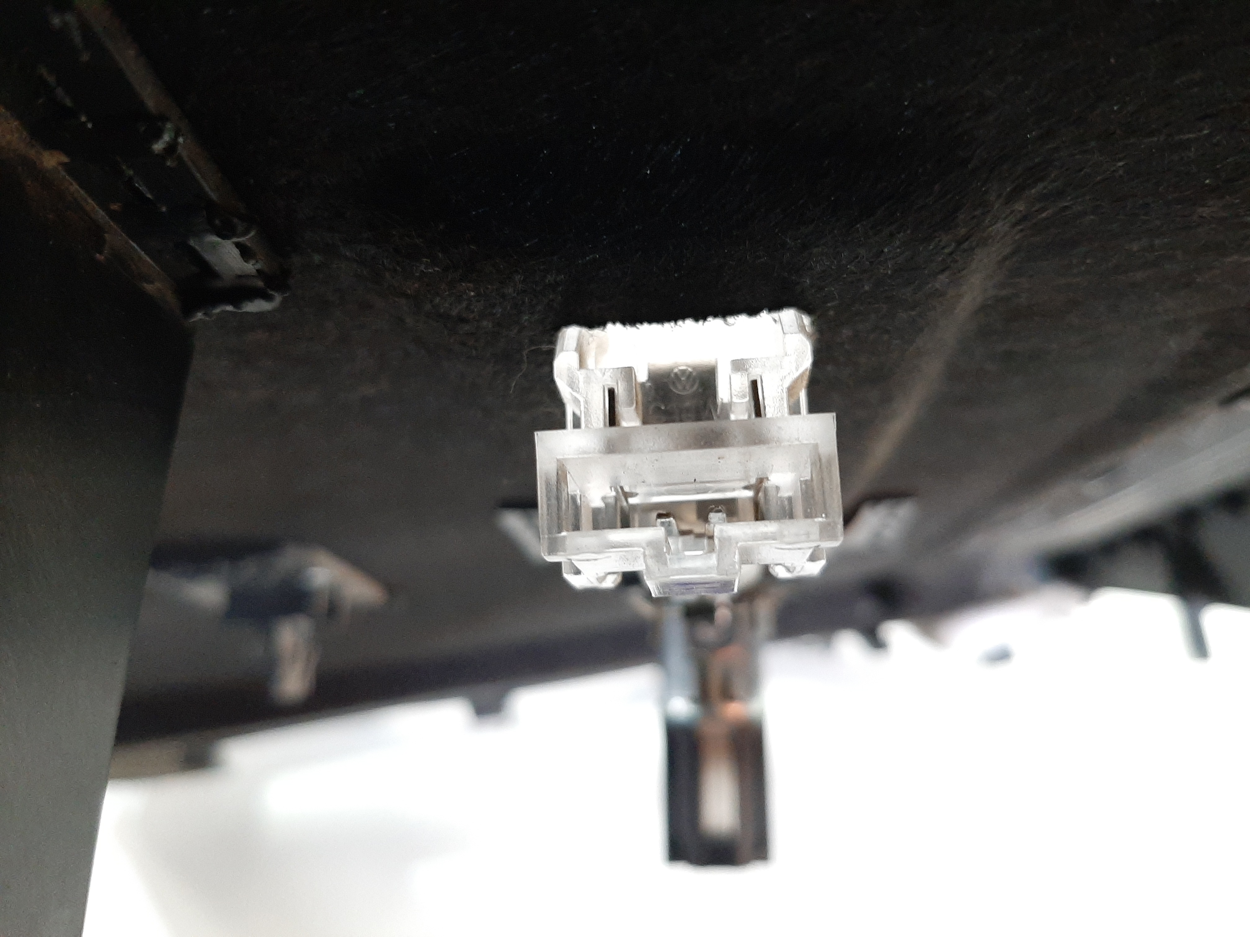 Acabamento Lateral Esquerdo Portamalas Vw Tiguan 2012 A 2017 8