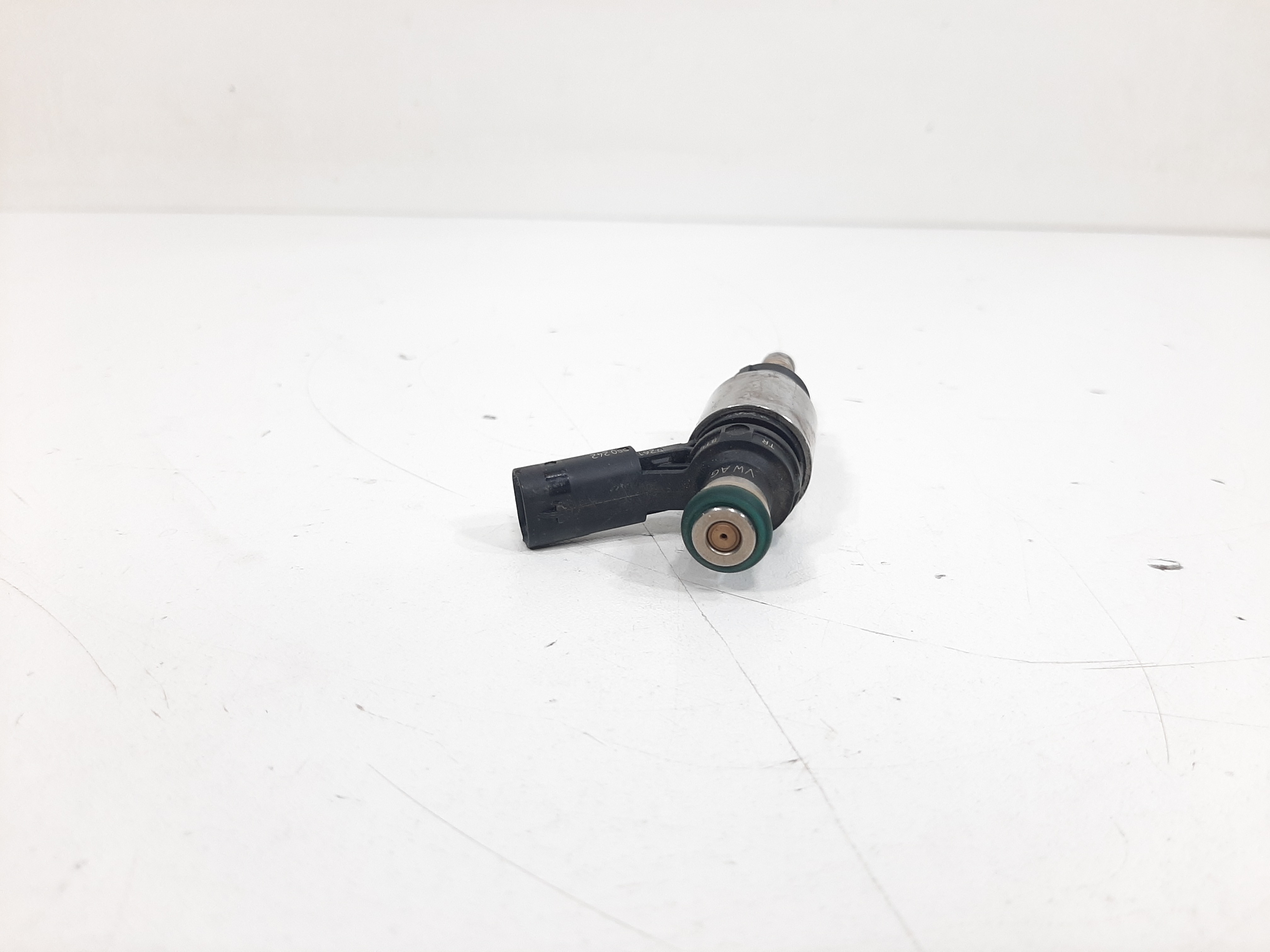Bico Injetor Alta Pressão Audi A3 A4 A5 1.8 Tfsi 0261500242 8