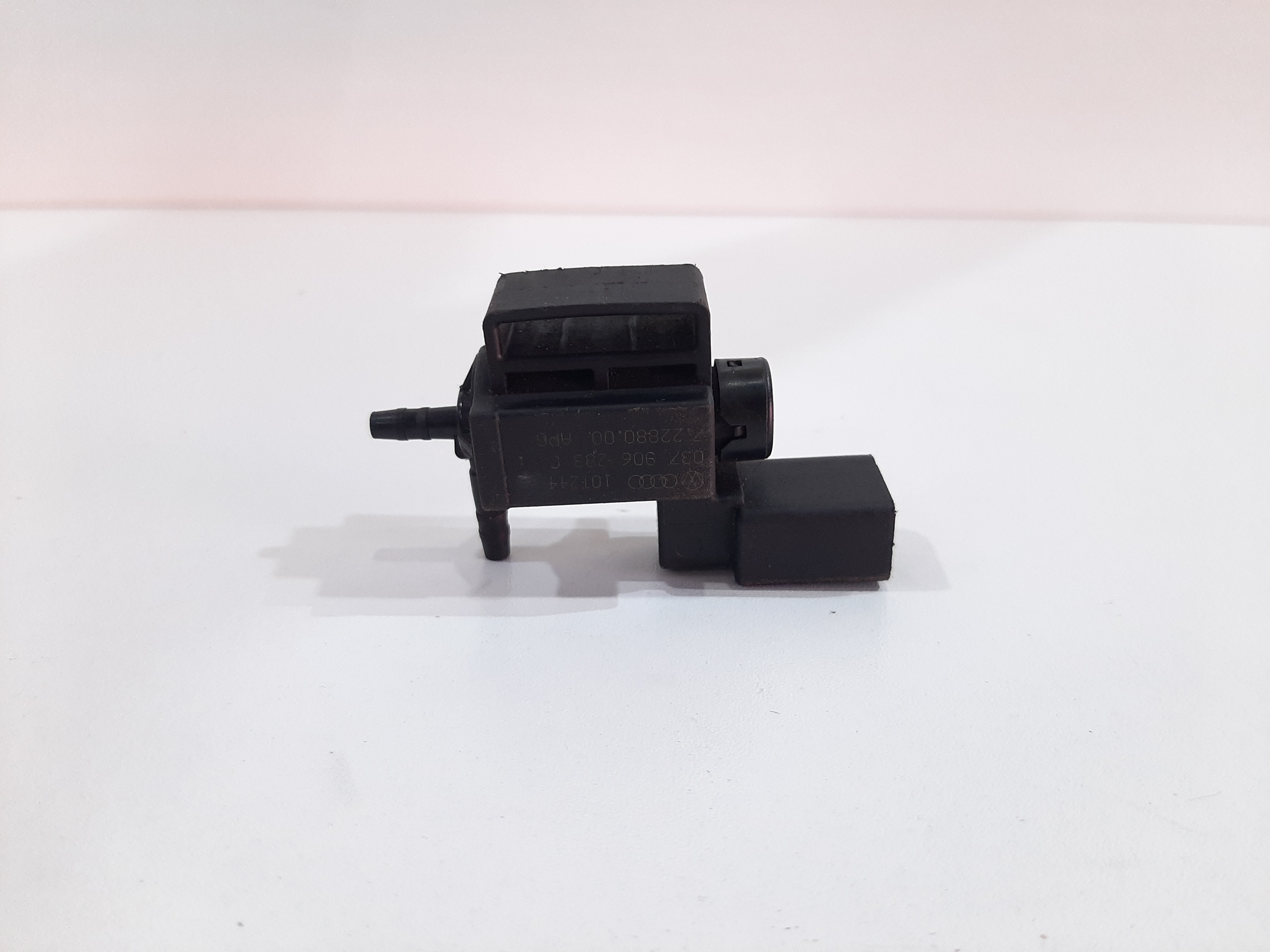 Válvula Solenoide Audi A4 A5 Q3 Q5 2.0 Tfsi 037906283c Jetta 7