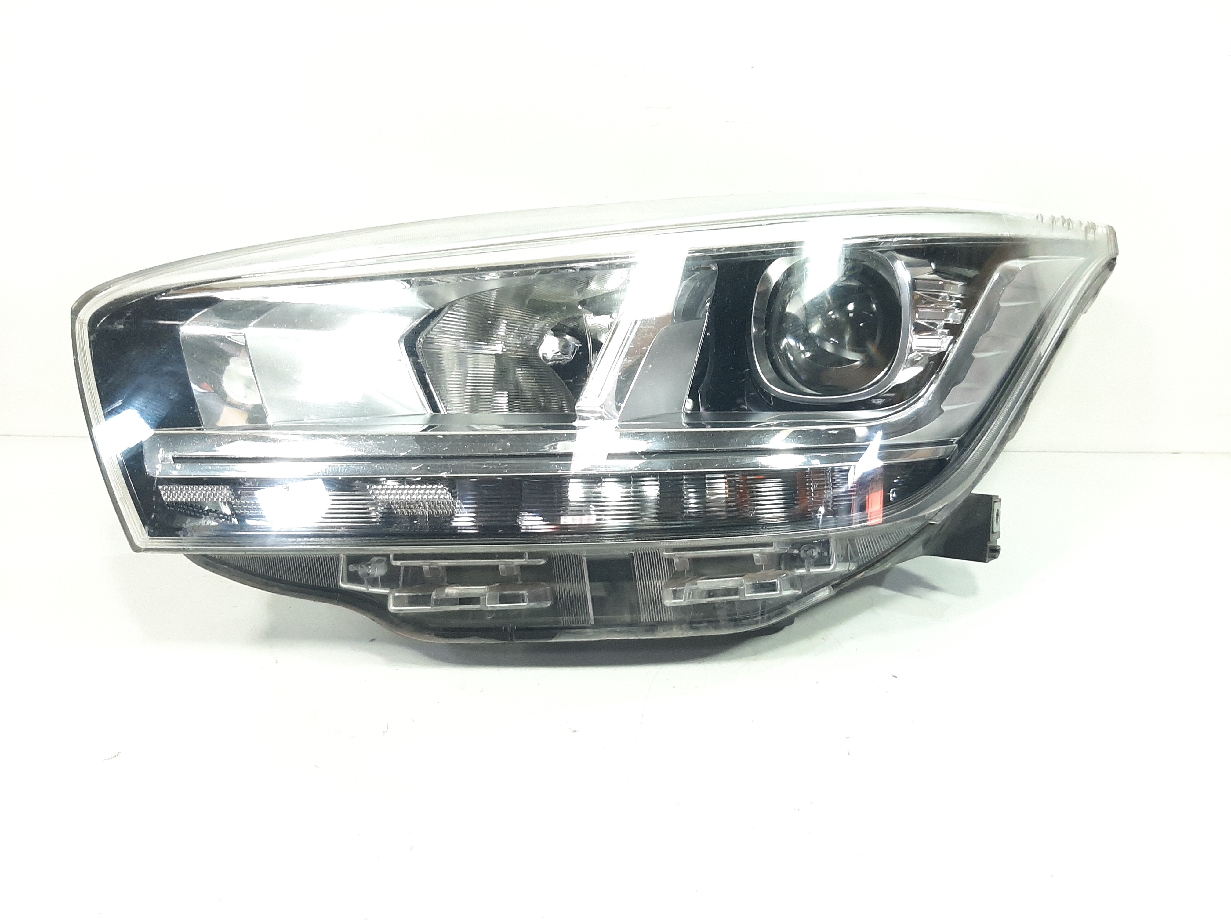 Farol Esquerdo Chery Tiggo 5x 2019 2020 2021 2022 C/avaria 2
