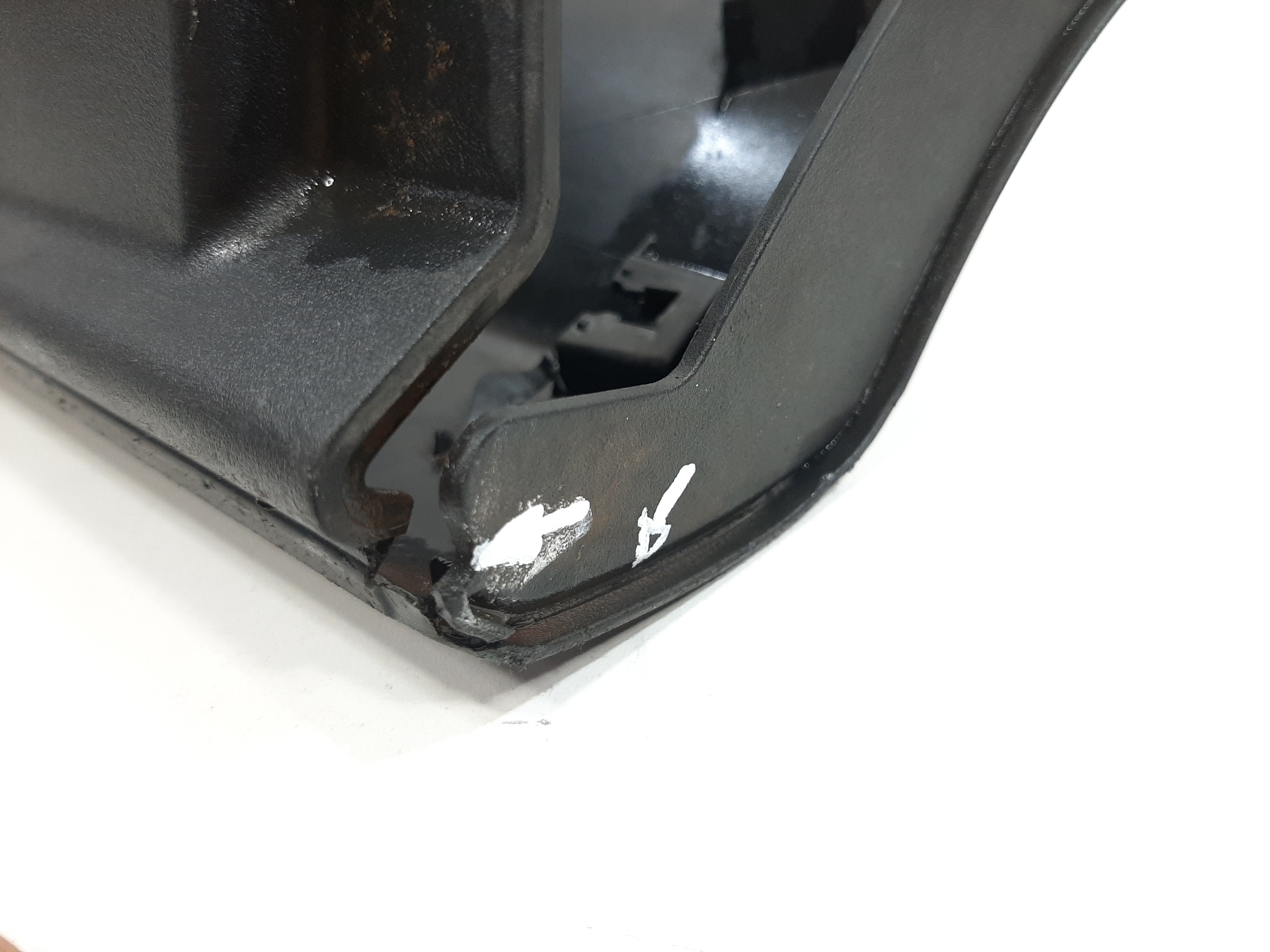 Spoiler Dianteiro Esquerdo Toyota Rav4 2013 A 2016 C/ Avaria Preto 3