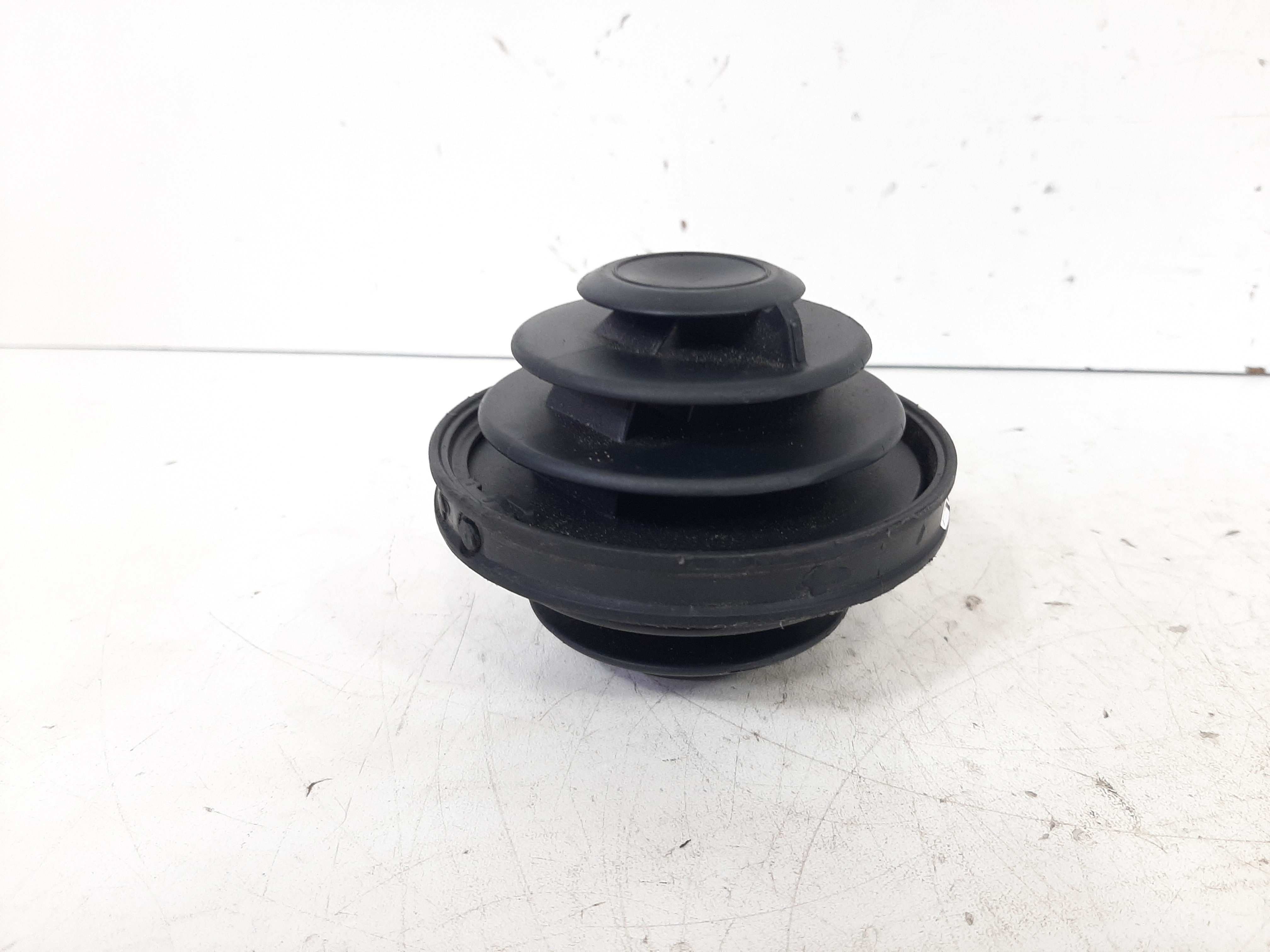 Difusor Saida Grade Tela Ar Toyota Etios 2016 2017 Original 3