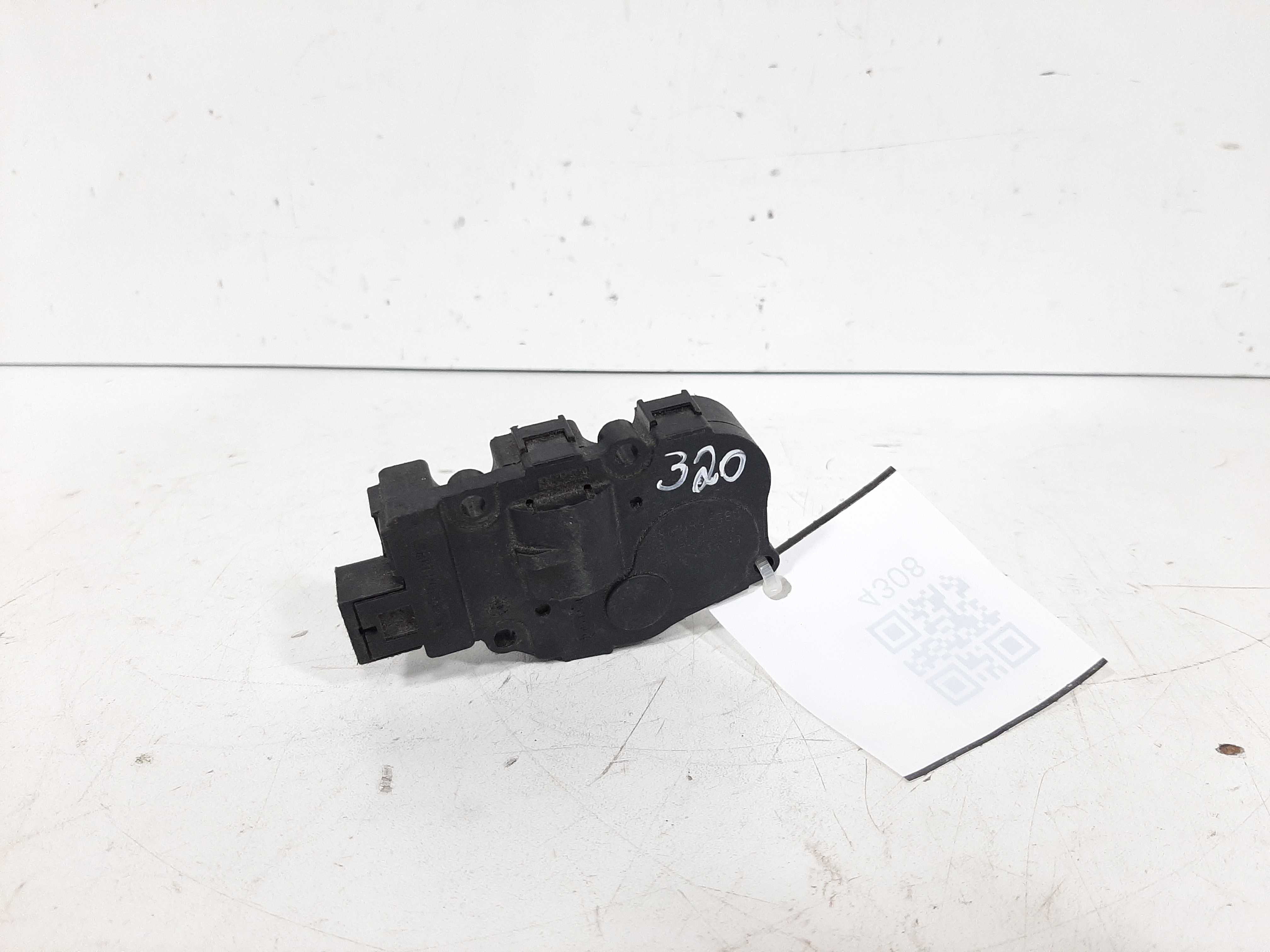 Atuador Caixa Ar Condicionado Bmw 320i X1 2007 2008 A 2012