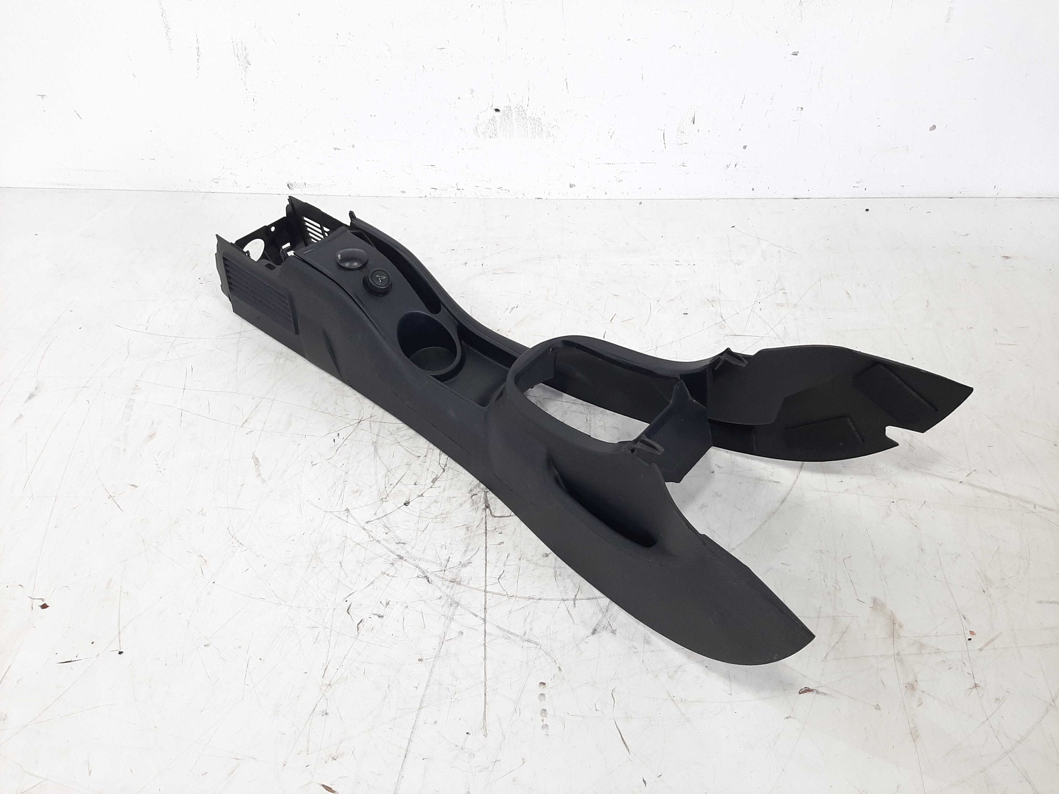 Console Central Tomada 12v Porta Copos Citroen C4 07 A 2013 3