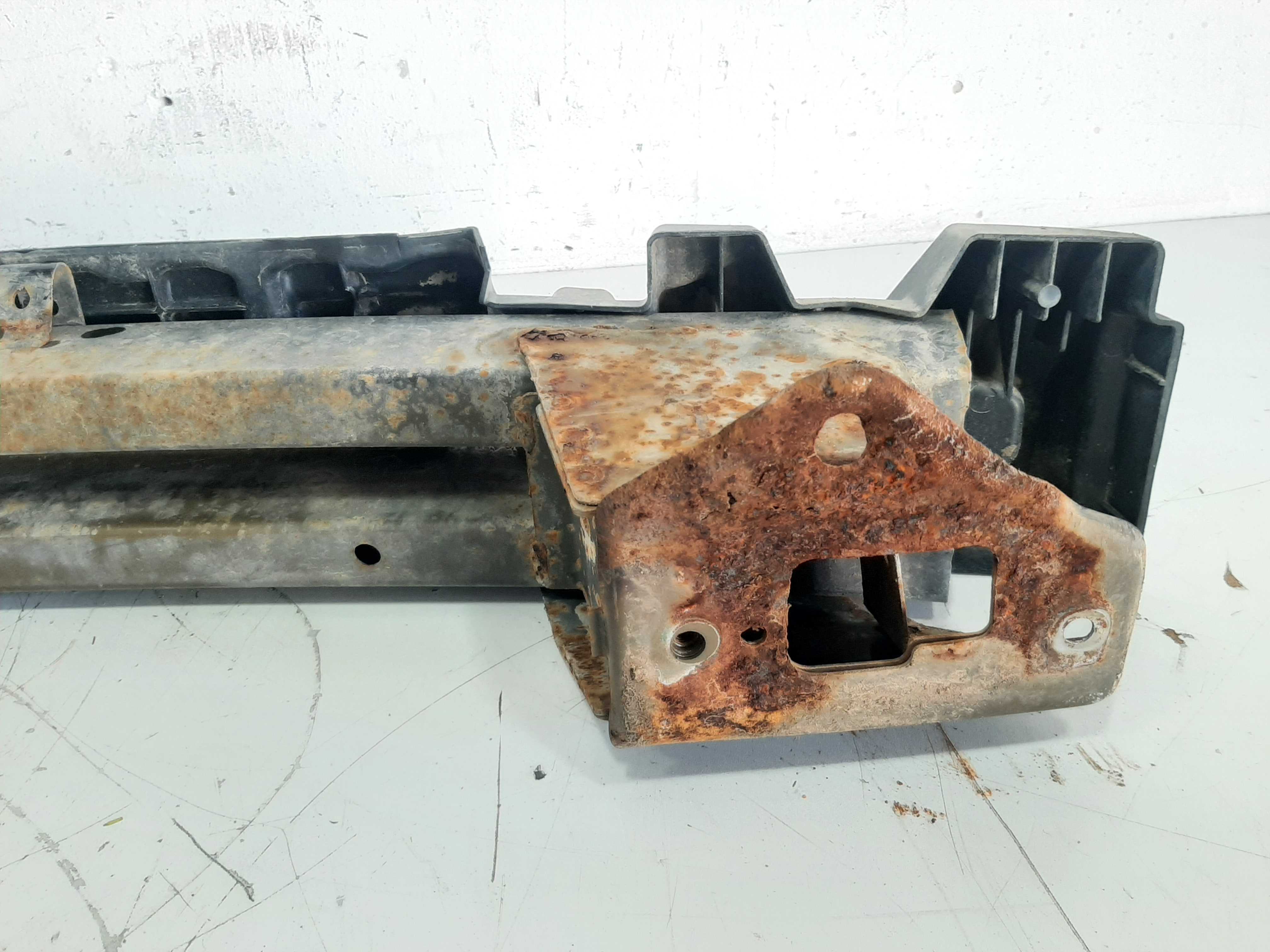 Alma Traseira Com Guia Parachoque Ford Fusion 2006 A 2012 5