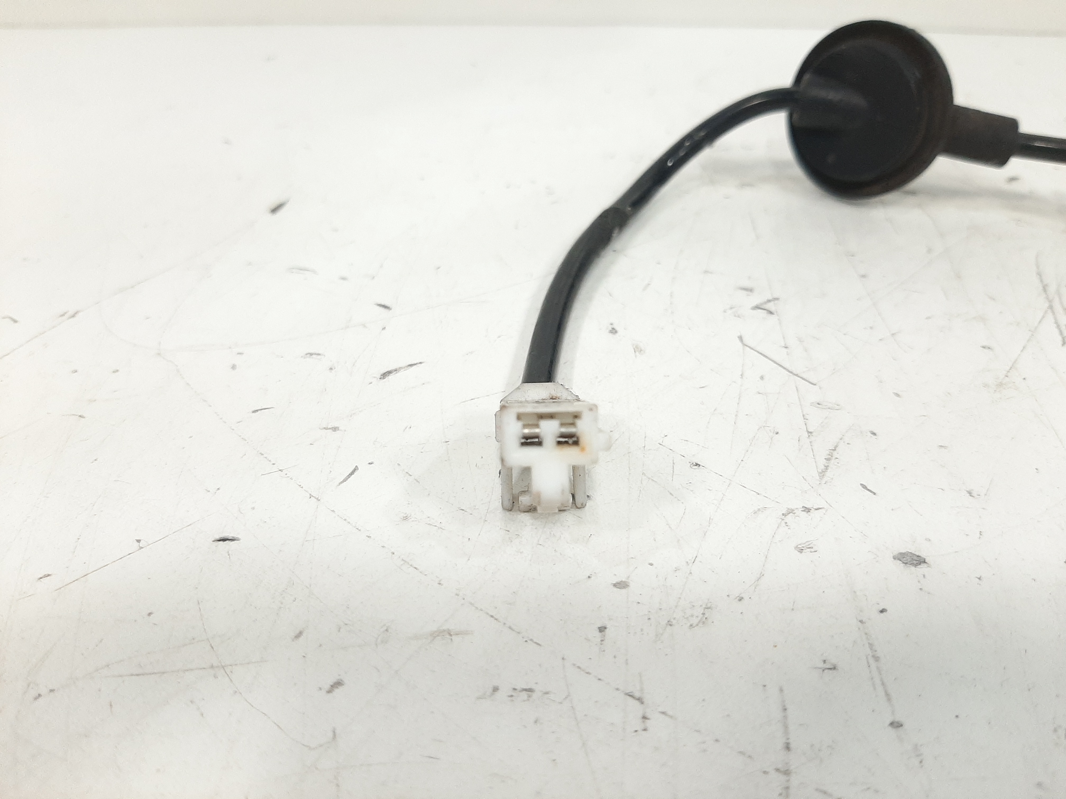 Sensor Abs Traseiro Direito Hyundai Azera 3.3 2007 A 2011 7