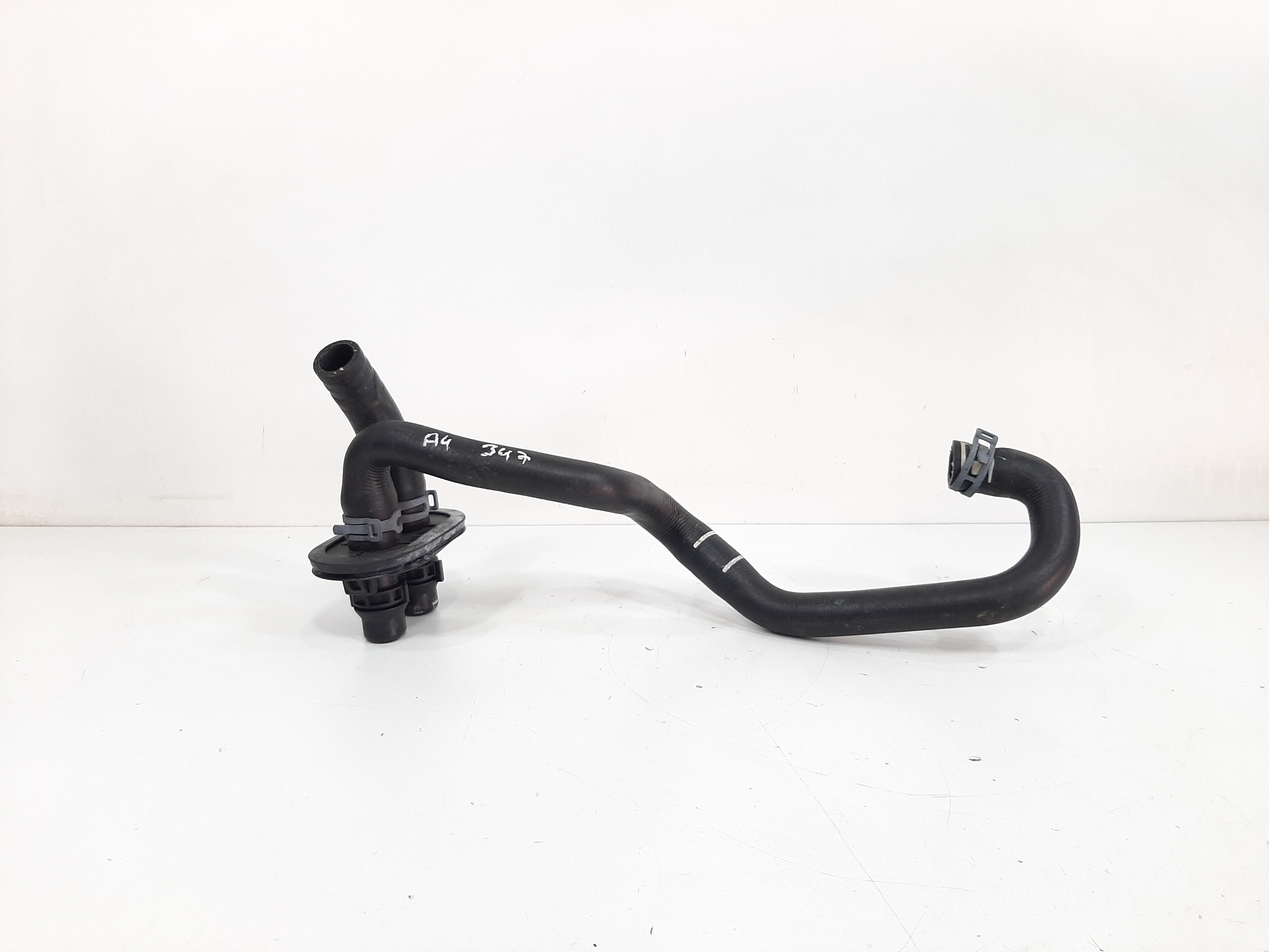 Mangueira Ar Quente Audi A4 A5 1.8 2.0 Tfsi 8k1819350cj 8