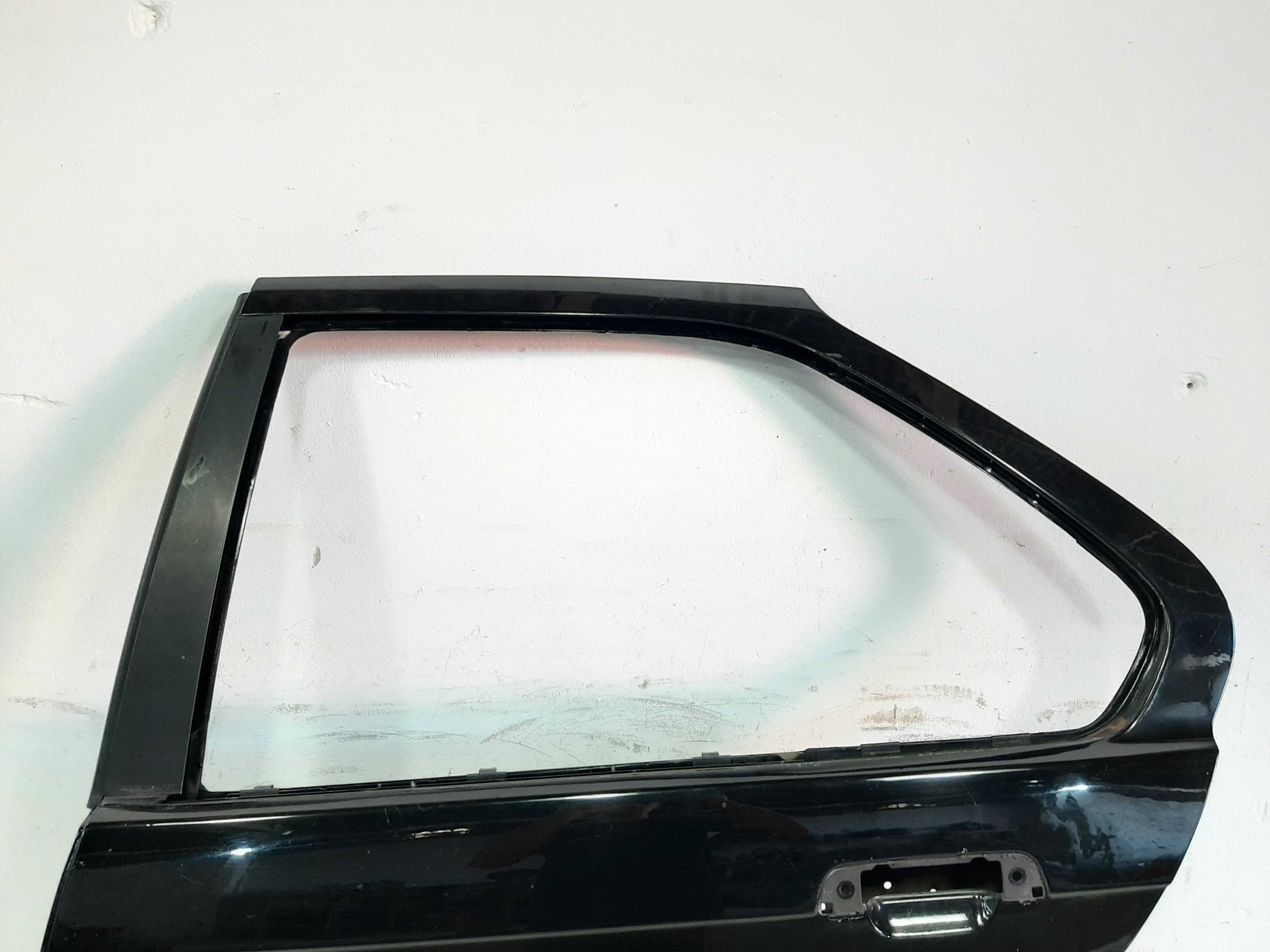 Porta Traseira Esquerda Bmw 323i E36 1991 A 2000 C/ Avaria 10