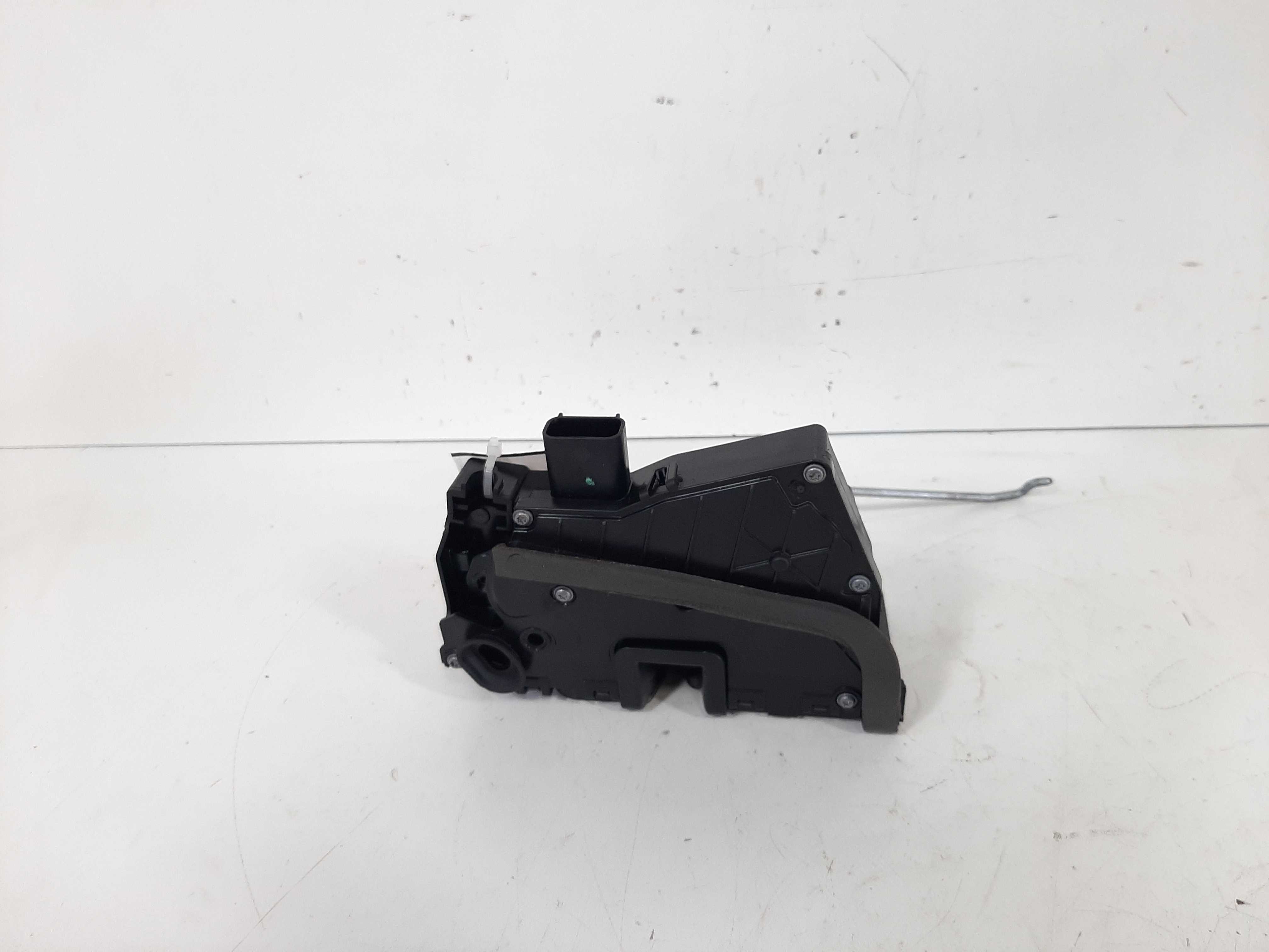 Fechadura Porta Dianteira Direito Gm Onix 2013 2014 A 2019 1