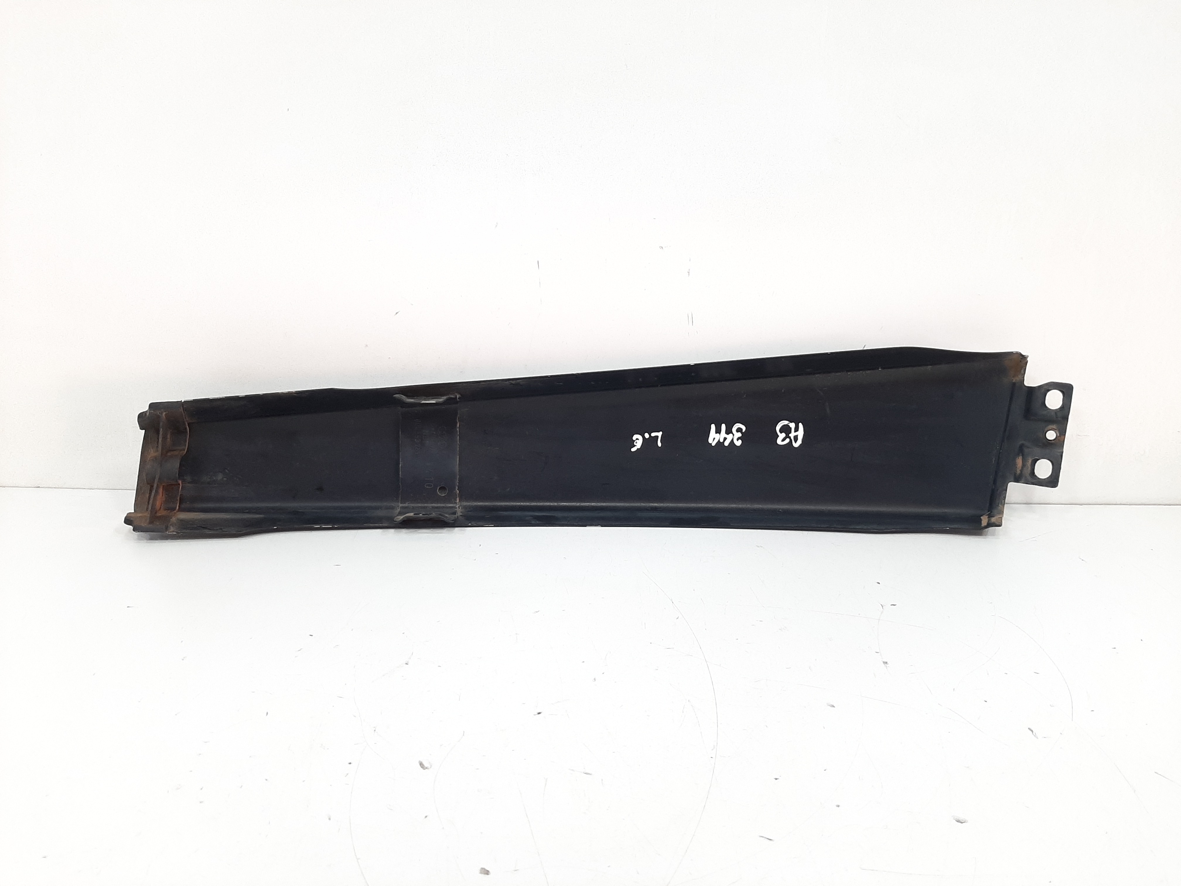 Acabamento Externo Coluna Esquerda Audi A3 1997 1998 A 2006 7