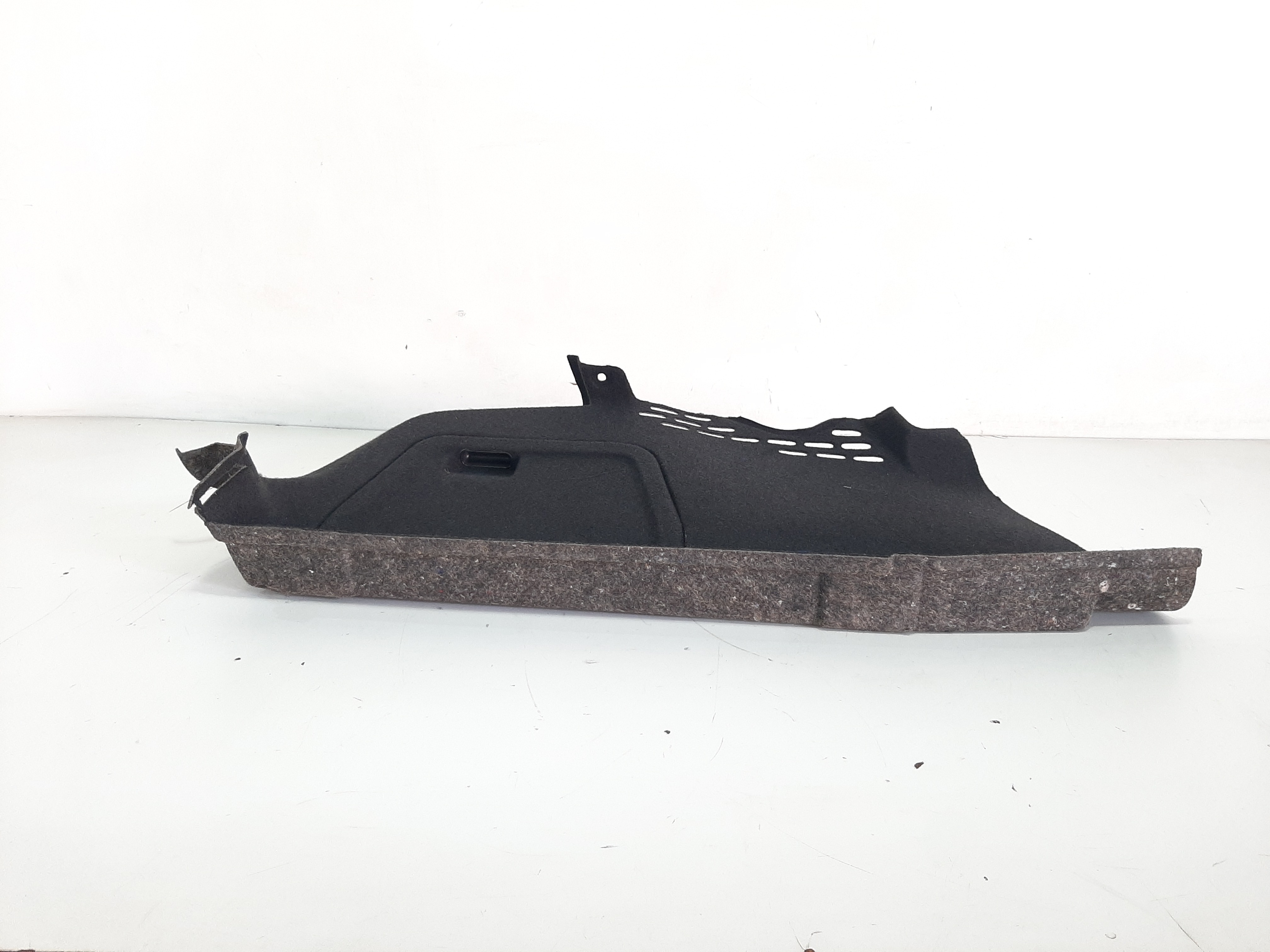 Forro Lateral Esquerdo Portamalas Audi A4 2010 2011 A 2019 8