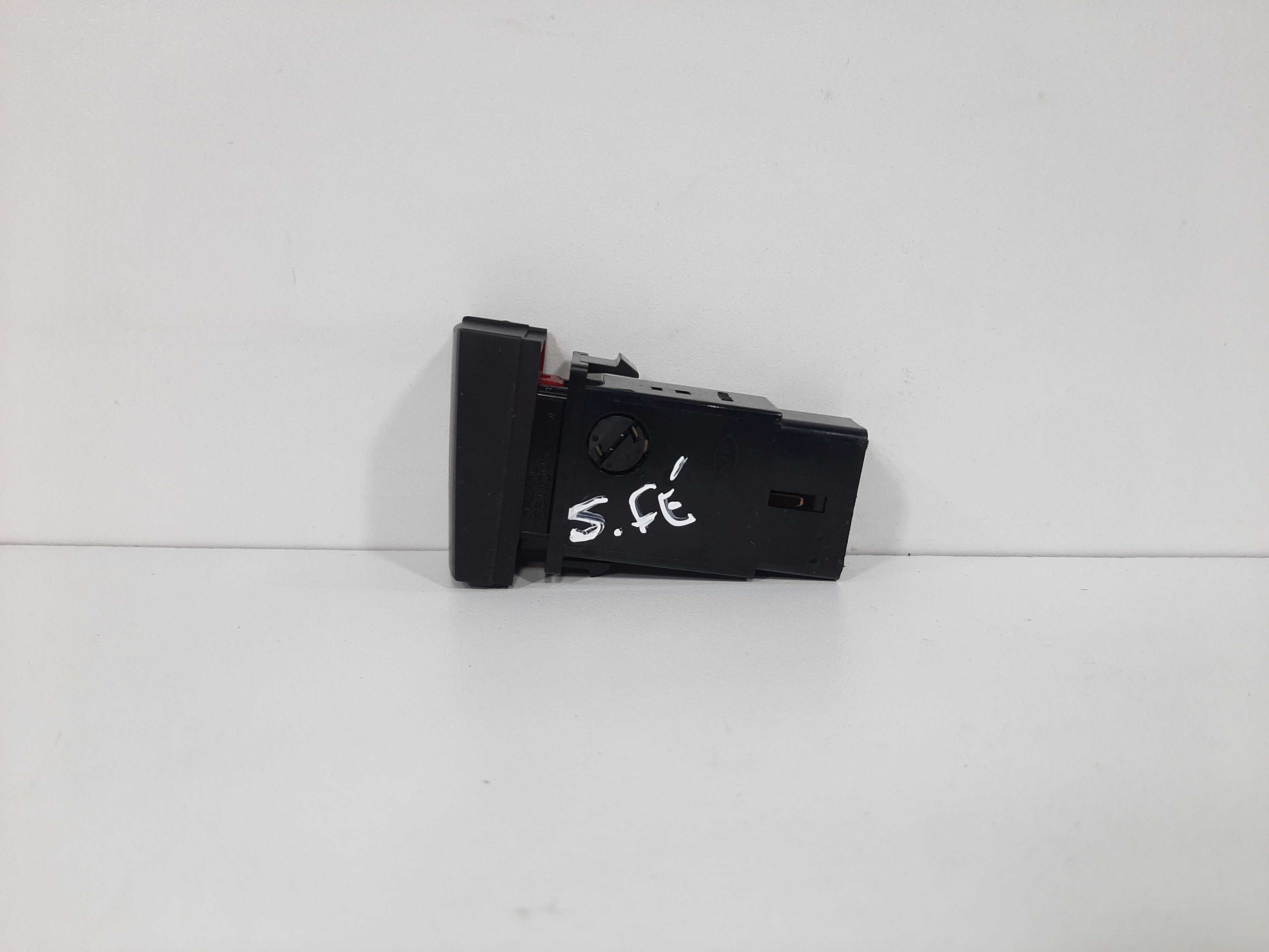 Botão Pisca Alerta Hyundai Santa Fe 2007 2008 2009 A 2012 7