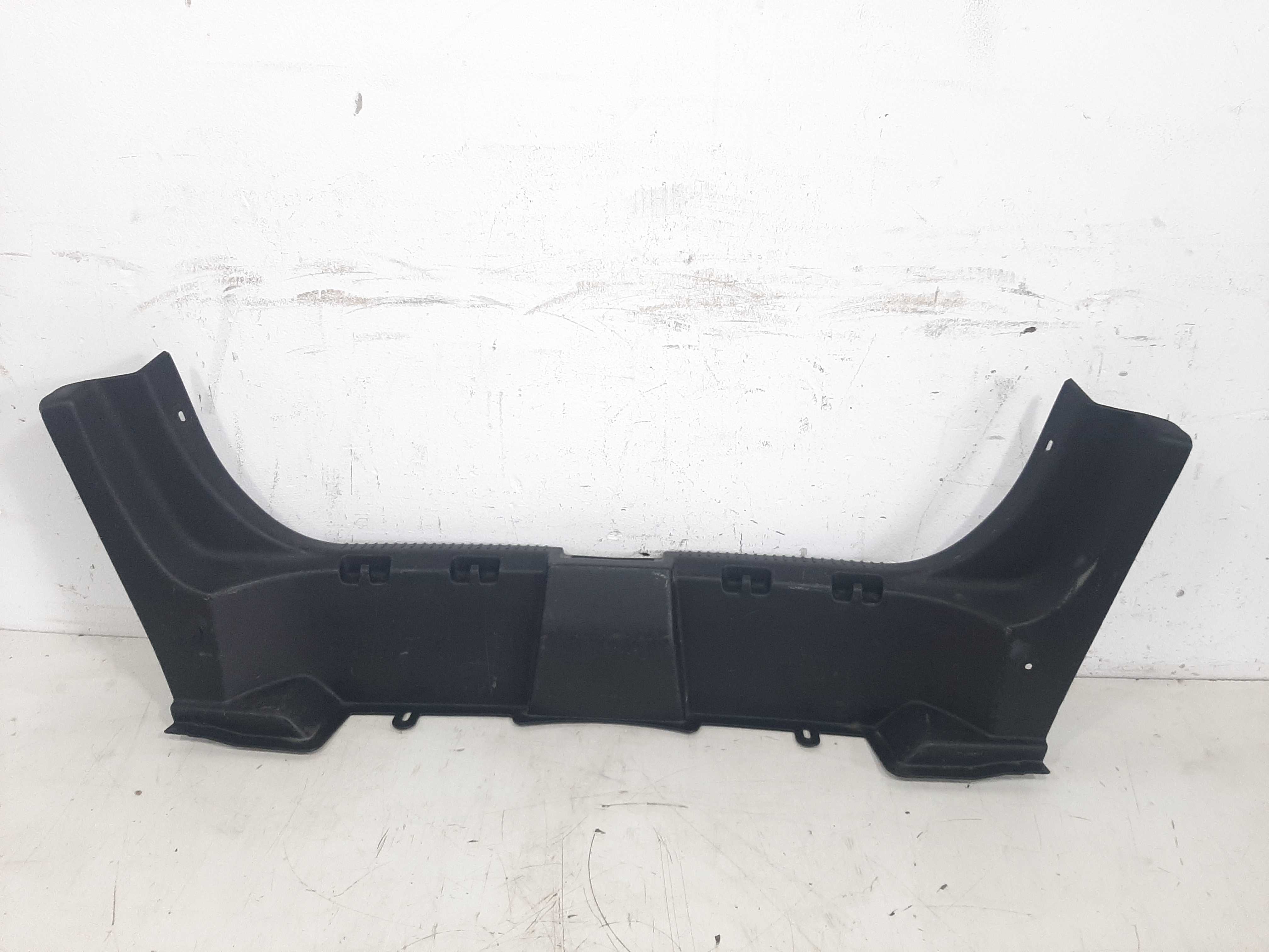 Soleira Porta Malas Ford Fusion 2006 2007 A 2011 C/ Avaria 4