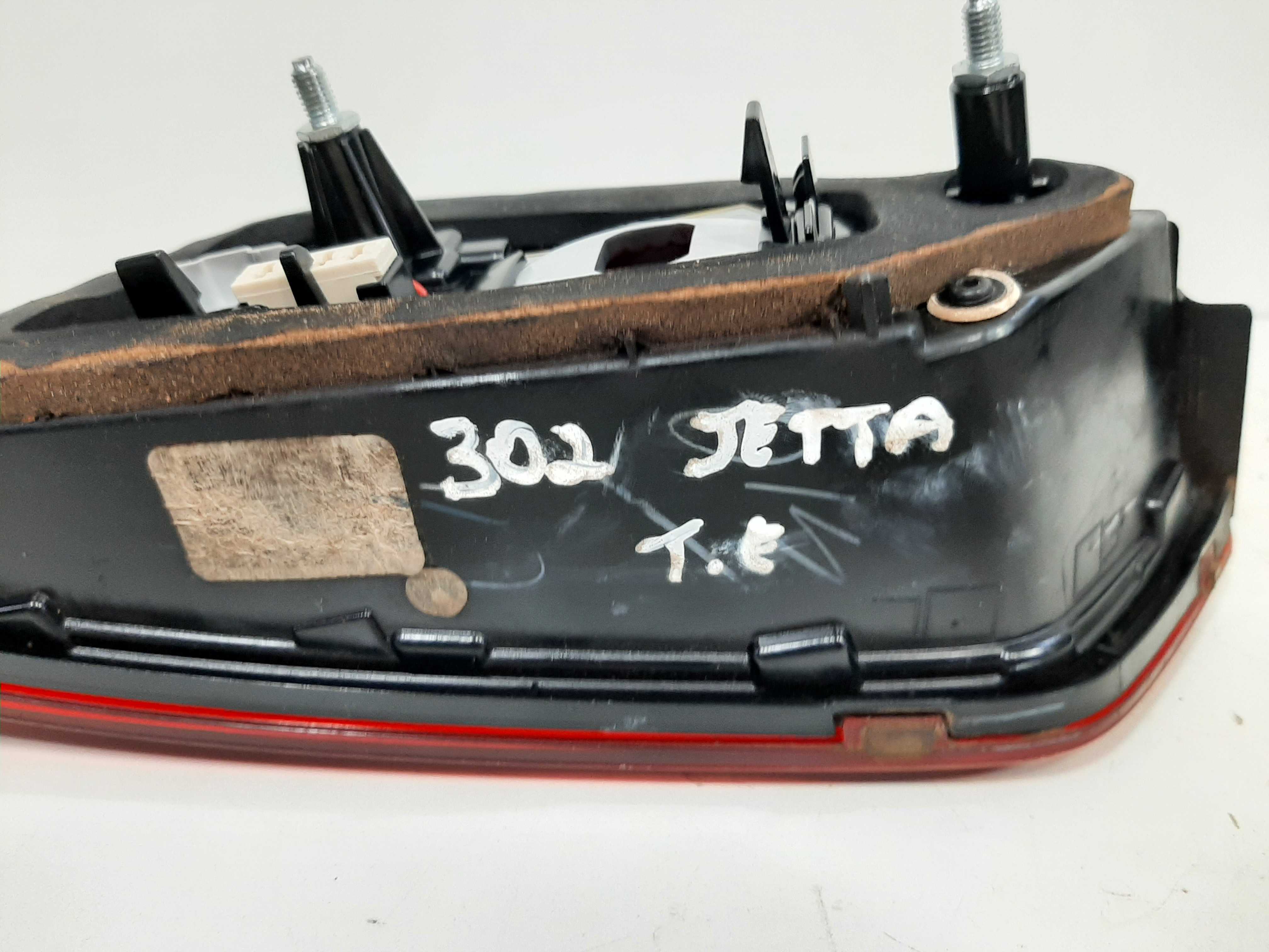 Lanterna Traseira Esquerda Tampa Jetta 2011 2012 2013 A 2018 7