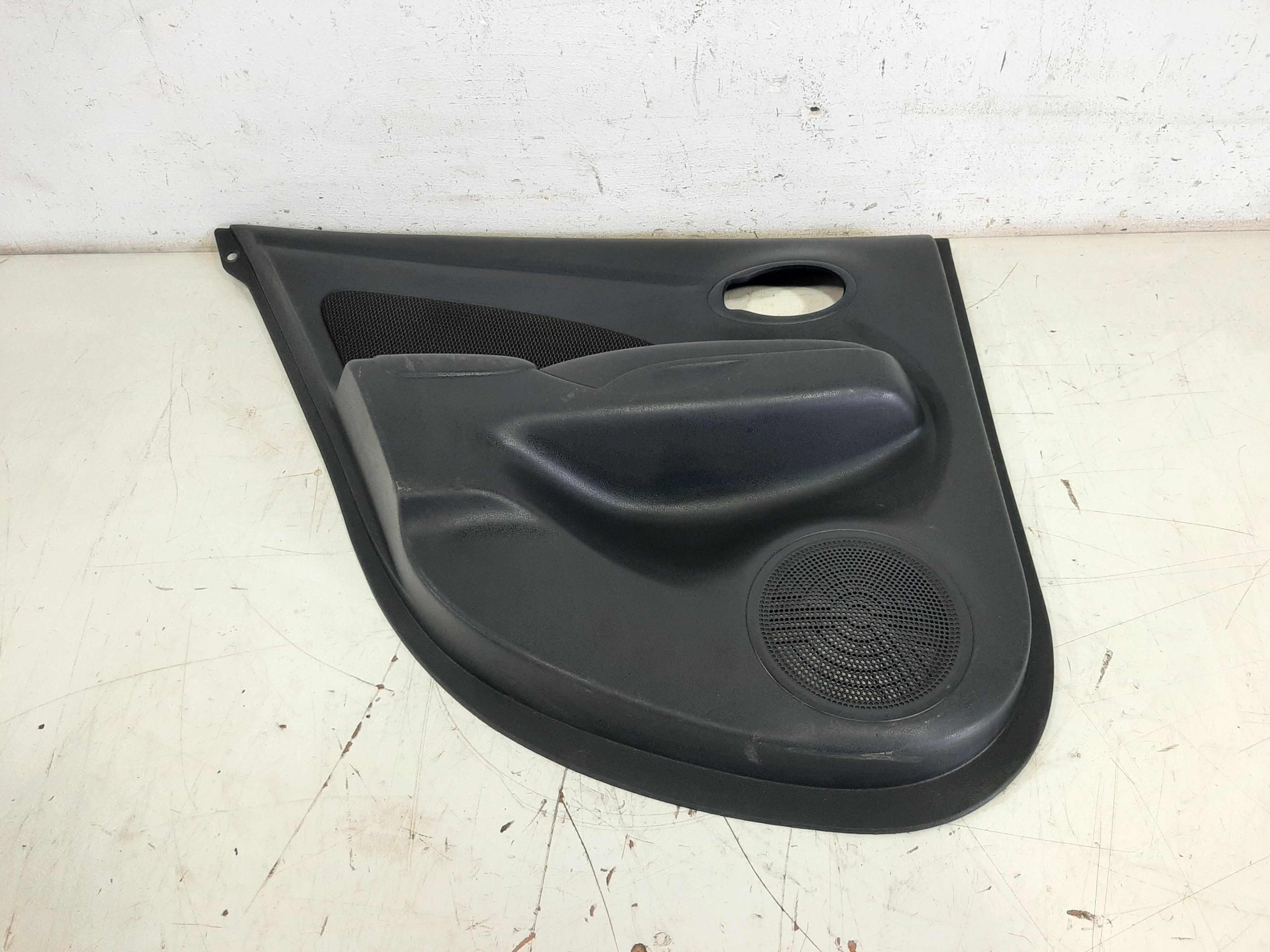 Forro Porta Traseiro Esquerdo Nissan Versa 2011 2012 A 2017 5