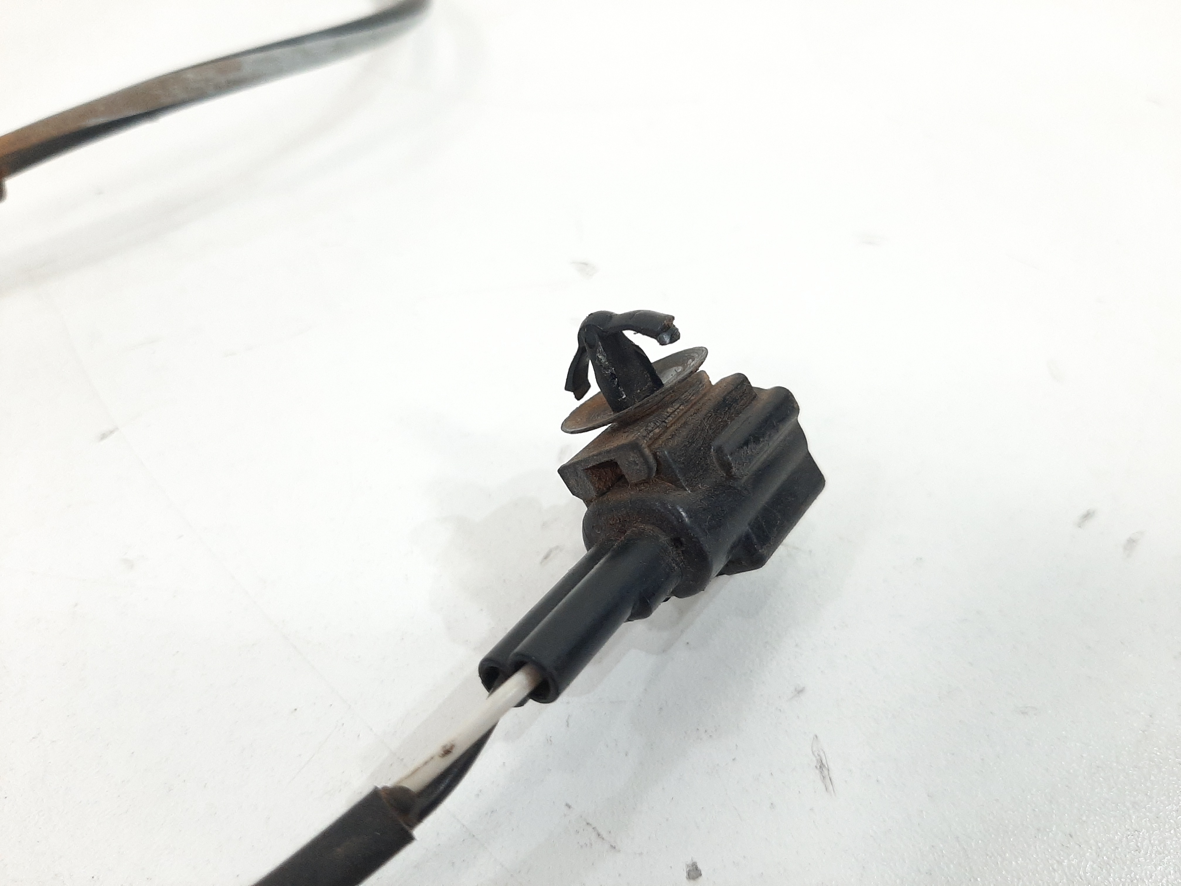 Sensor Abs Dianteiro Esquerdo Nissan Livina 1.8 2009 A 2014 4