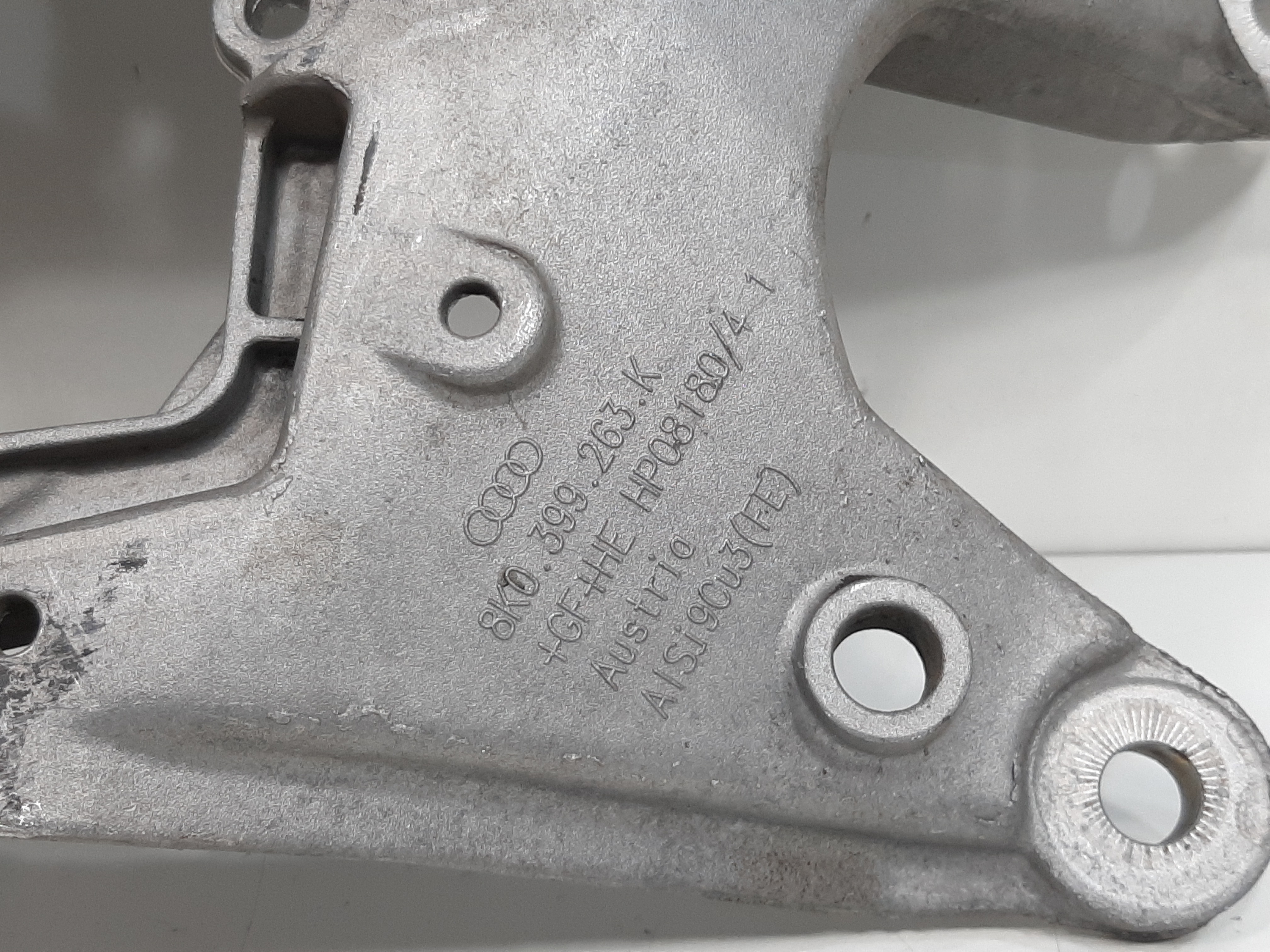 Suporte Inferior Caixa Câmbio Audi A4 A5 Q5 1.8 2.0 Tfsi 8
