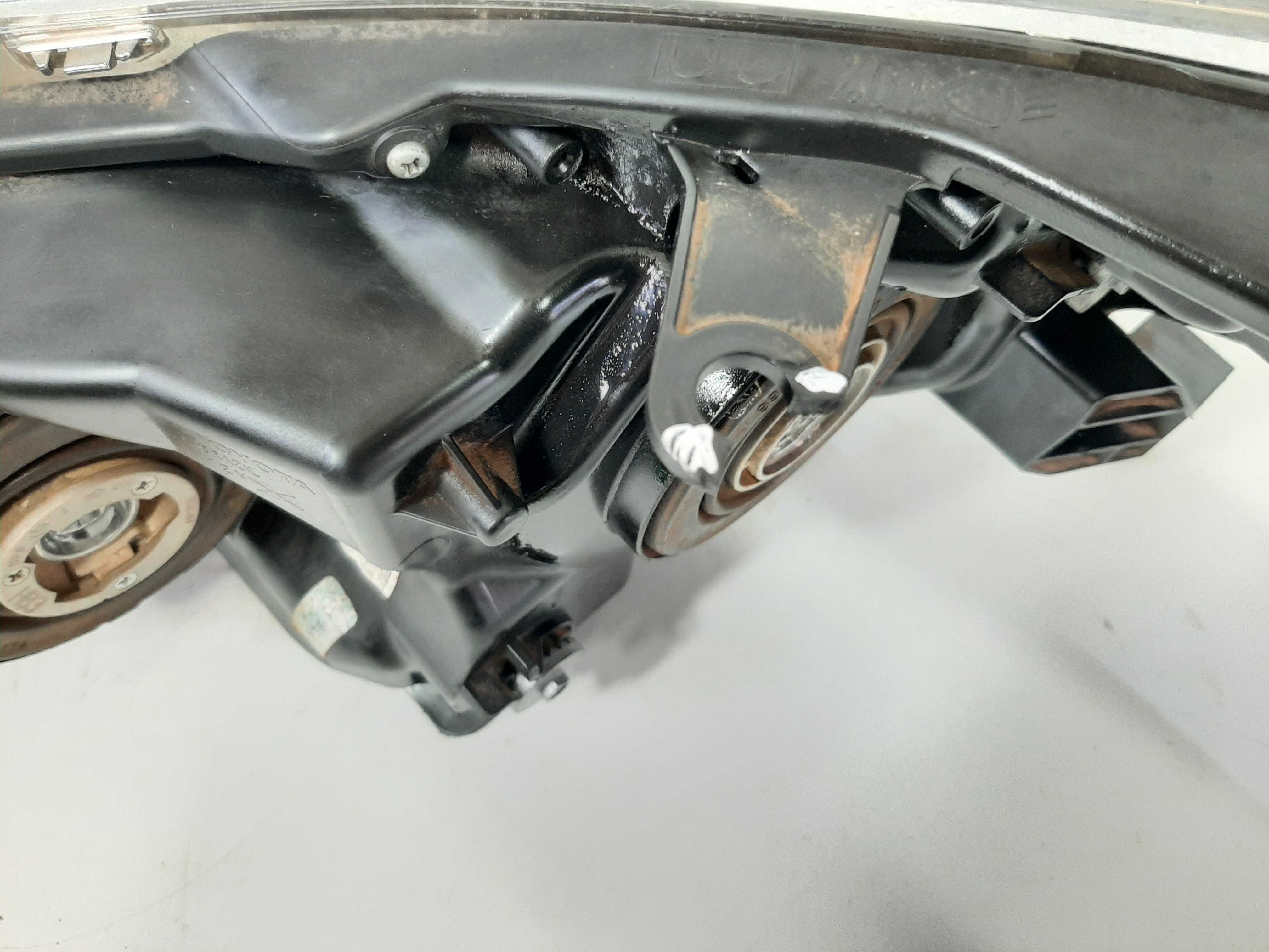 Farol Dianteiro Direito Corolla Xei 2014 A 2017 C/ Avaria 5