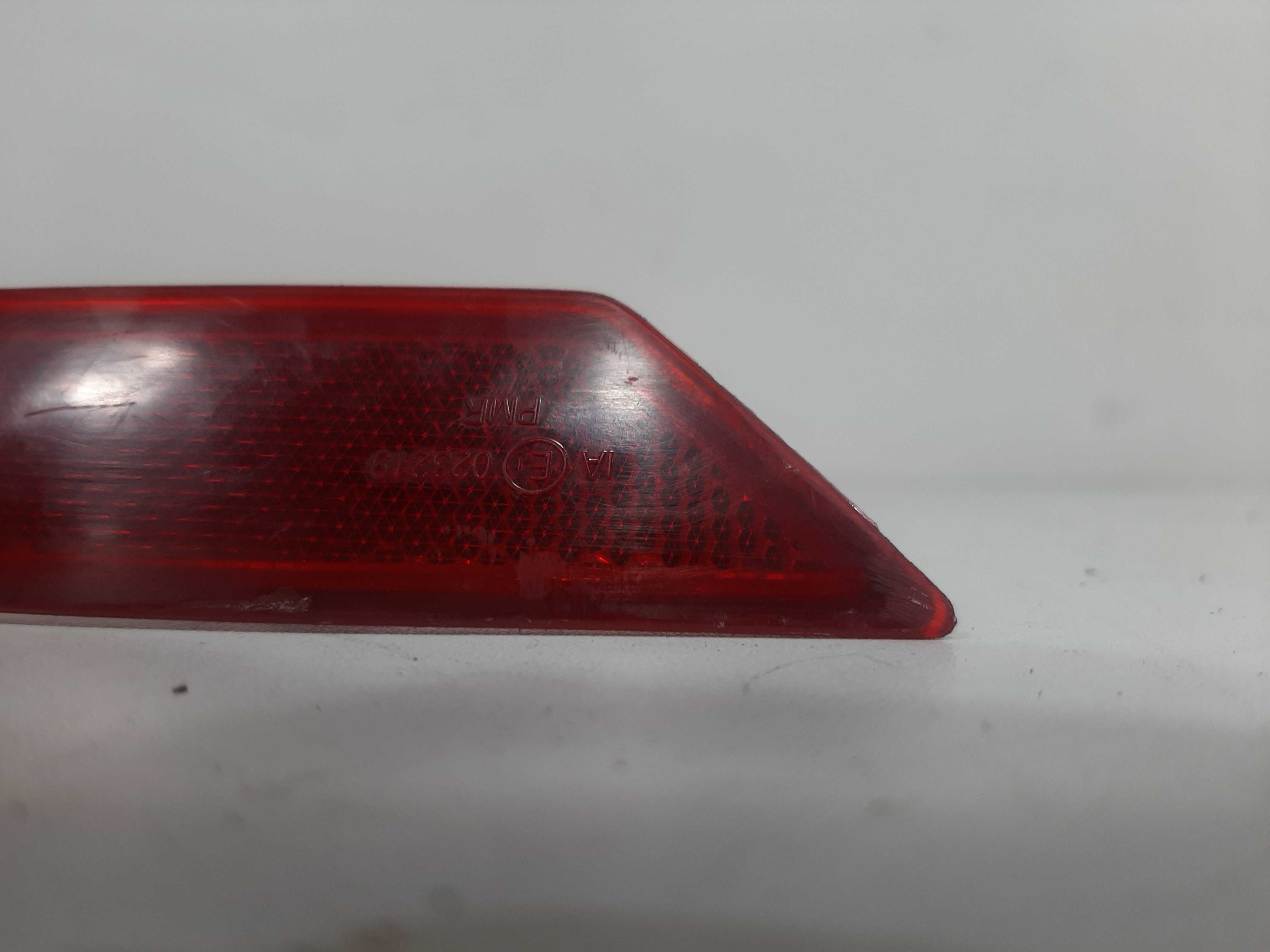 Refletor Olho De Gato Traseiro Vw Voyage G6 G7 2013 2020 4
