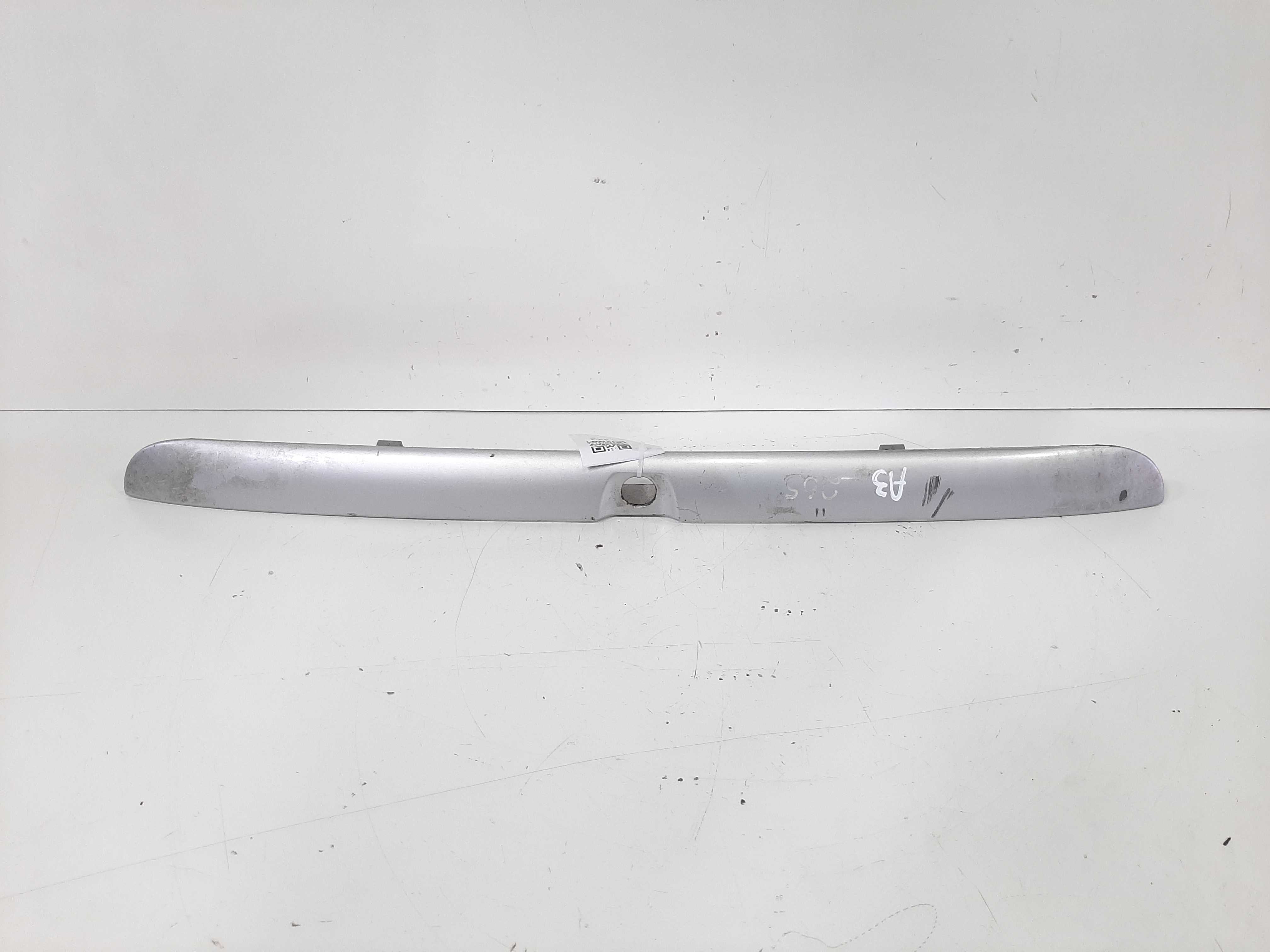 Moldura Porta Malas Tampa Traseira Audi A3 1997 1998 A 2004