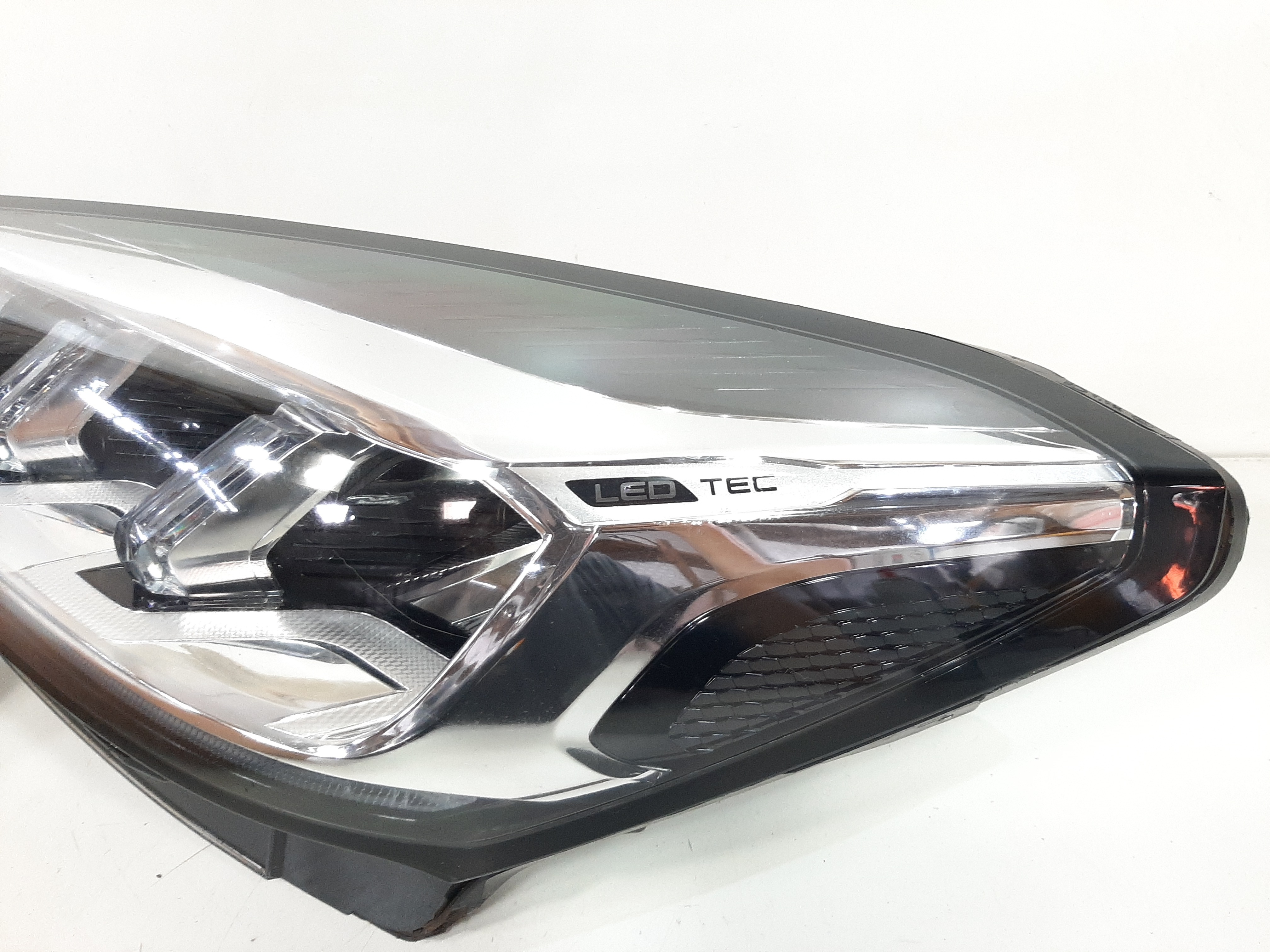 Farol Esquerdo Ledtec Chery Tiggo 8 2019 A 2022 C/avarias 10