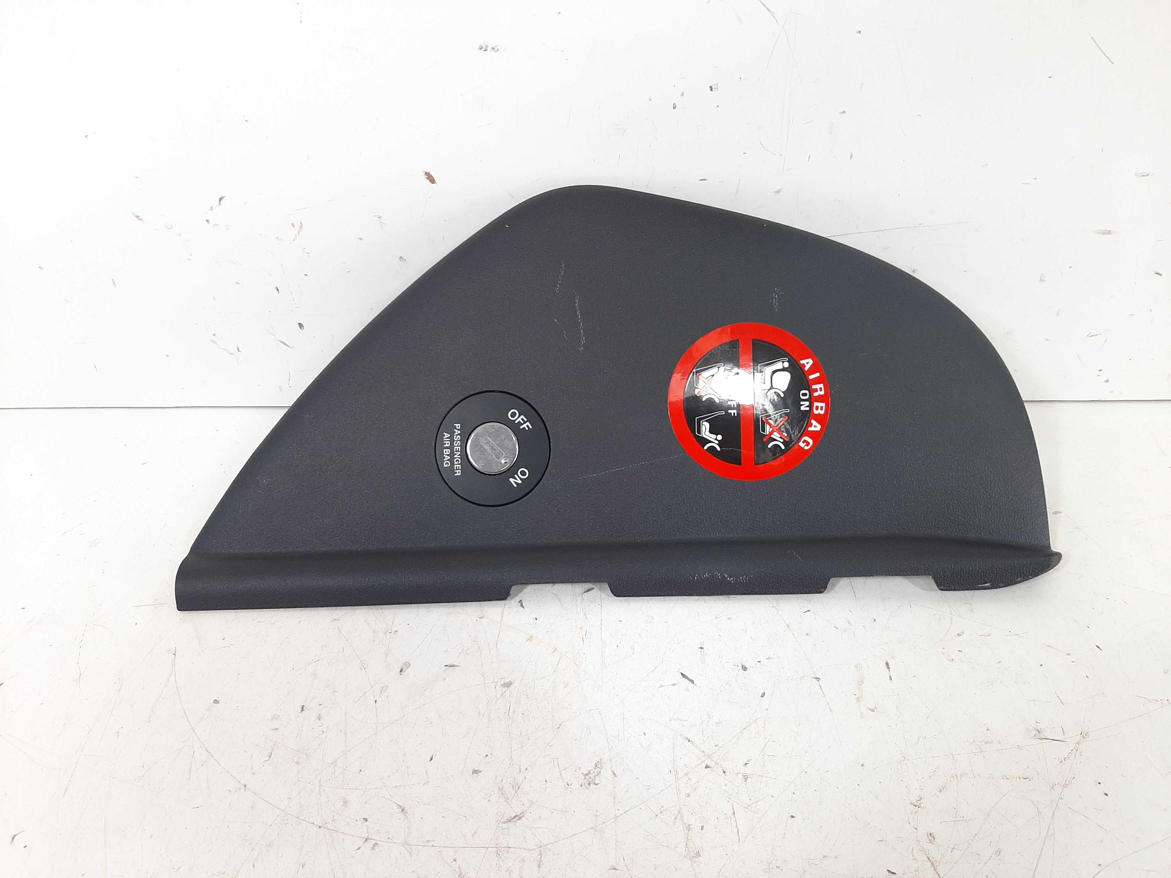 Acabamento Dianteiro Direito Painel Hyundai I30 2009 A 2012 6