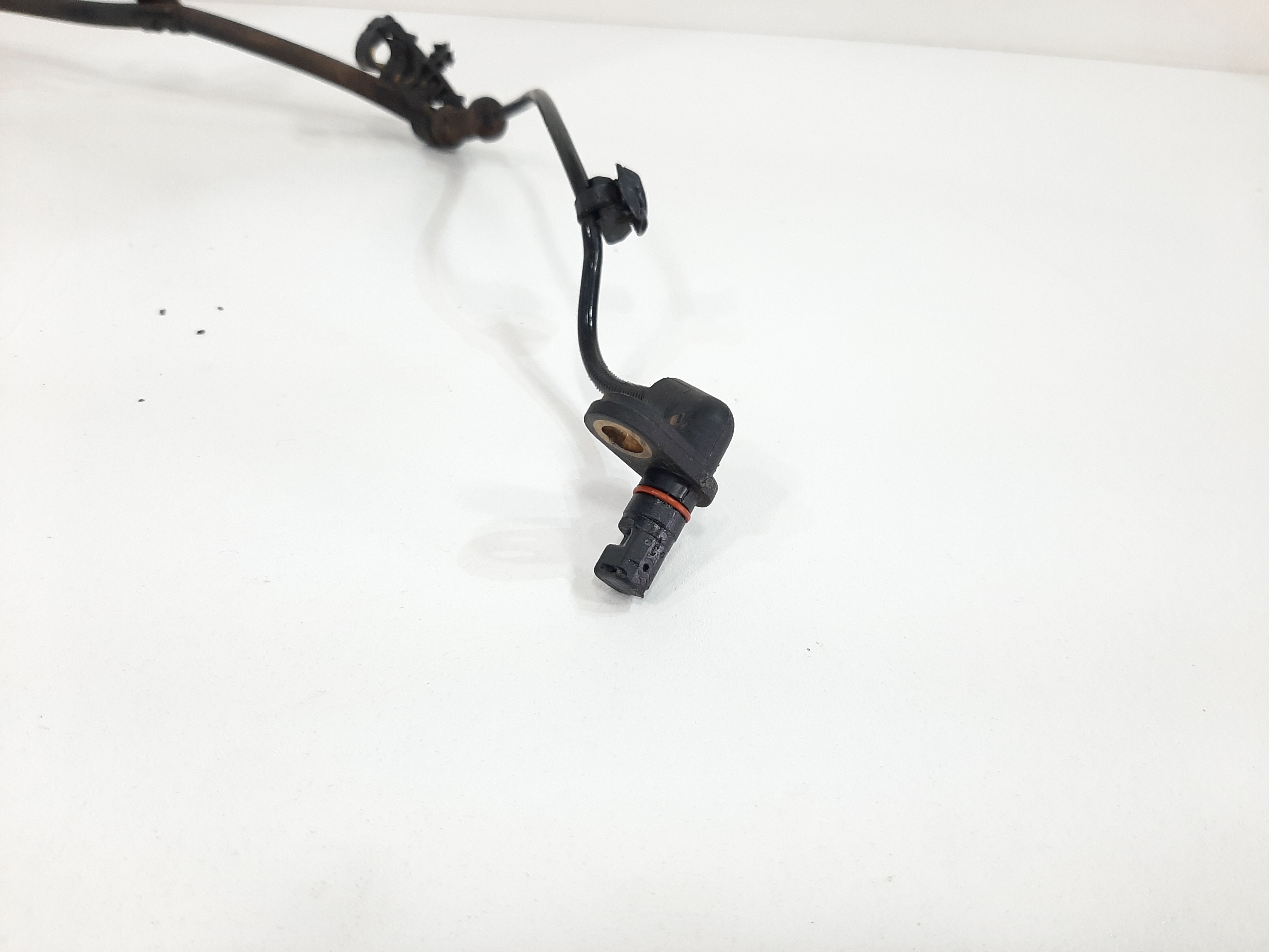 Sensor Abs Traseiro Esquerdo Fiat Freemont 2012 2013 A 2016 4