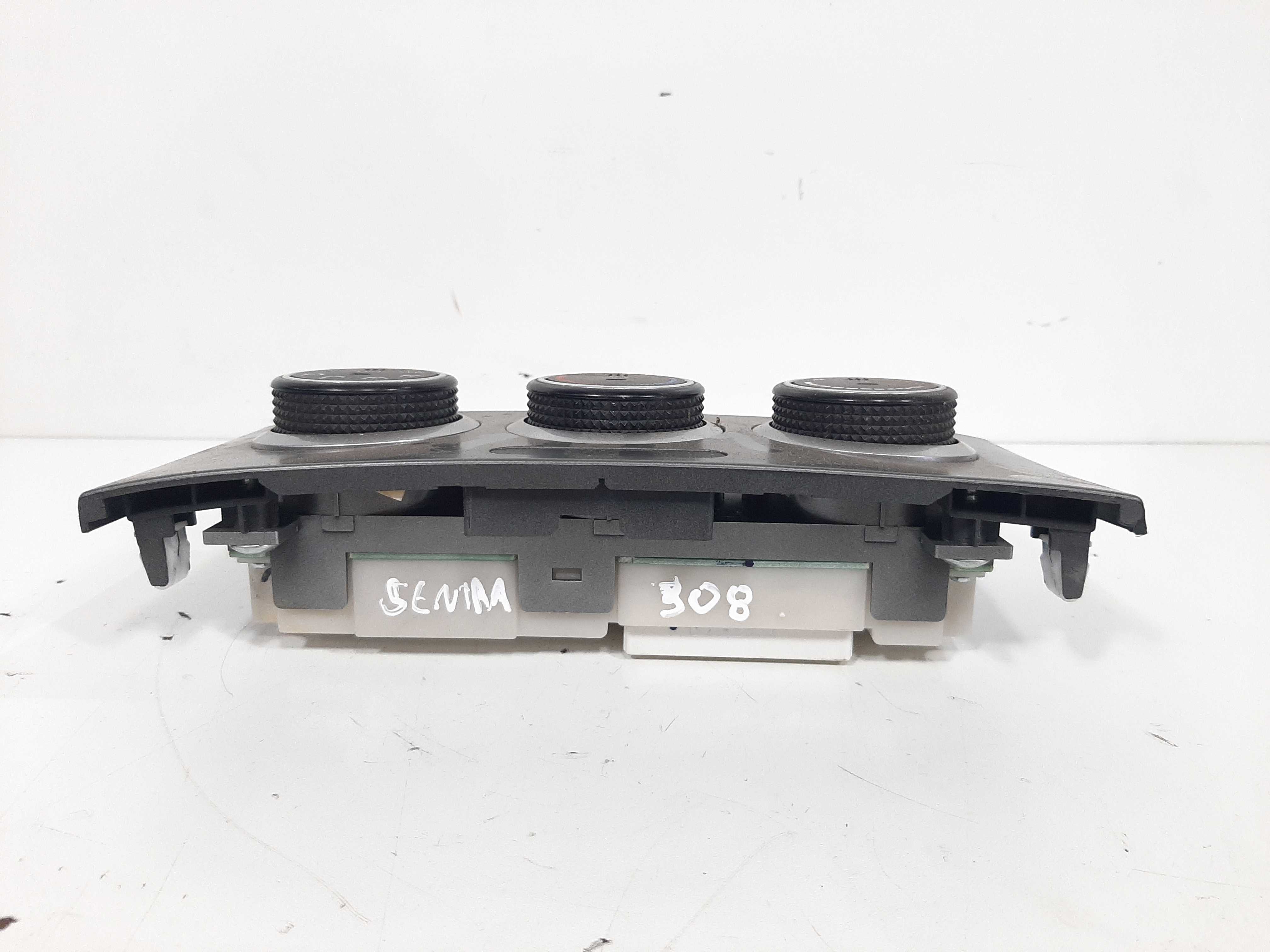 Comando Ar Condicionado Nissan Sentra 2008 2009 2010 A 2013 3