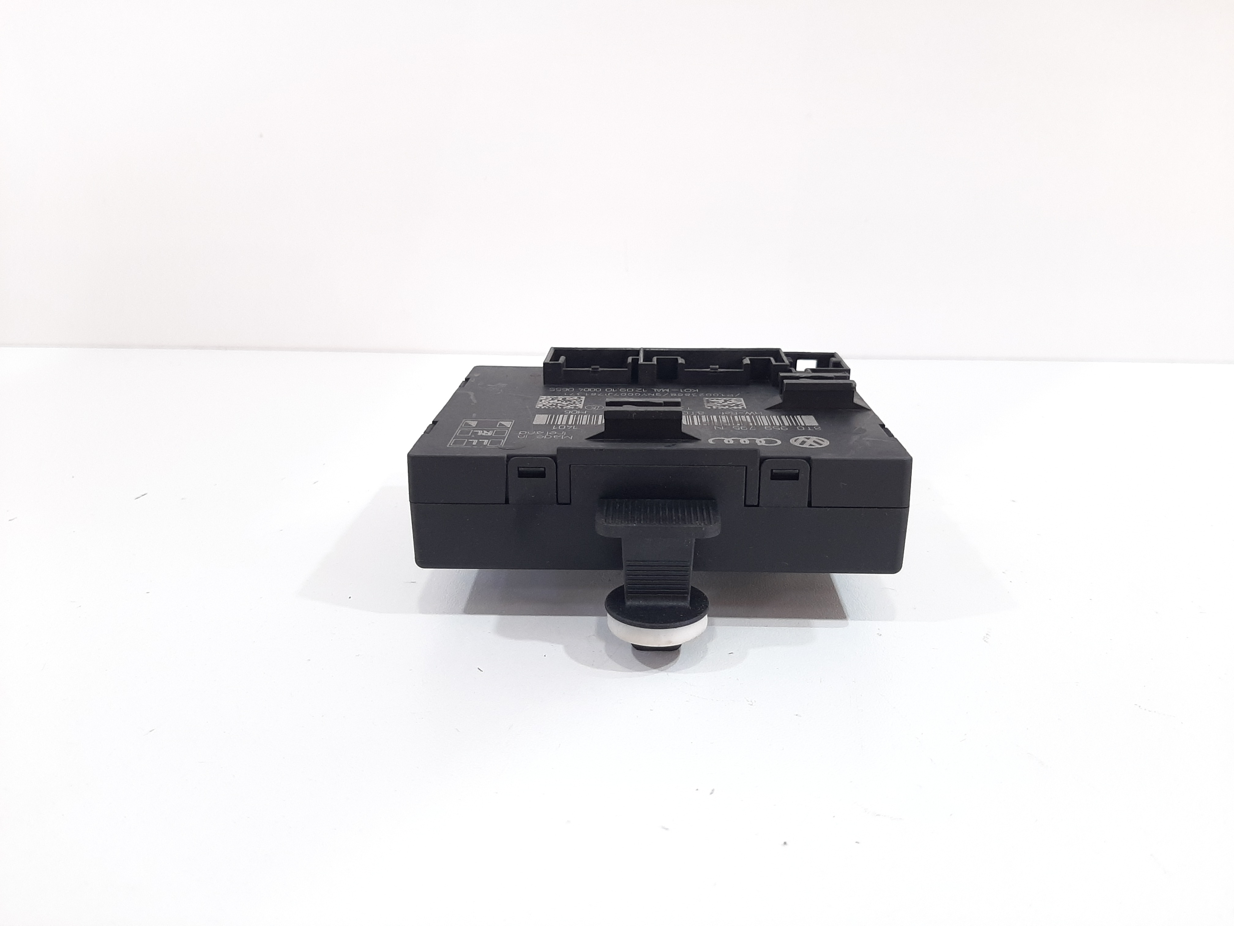 Módulo Porta Traseira Direita Audi A4 2008 A 2015 8t0959795 9