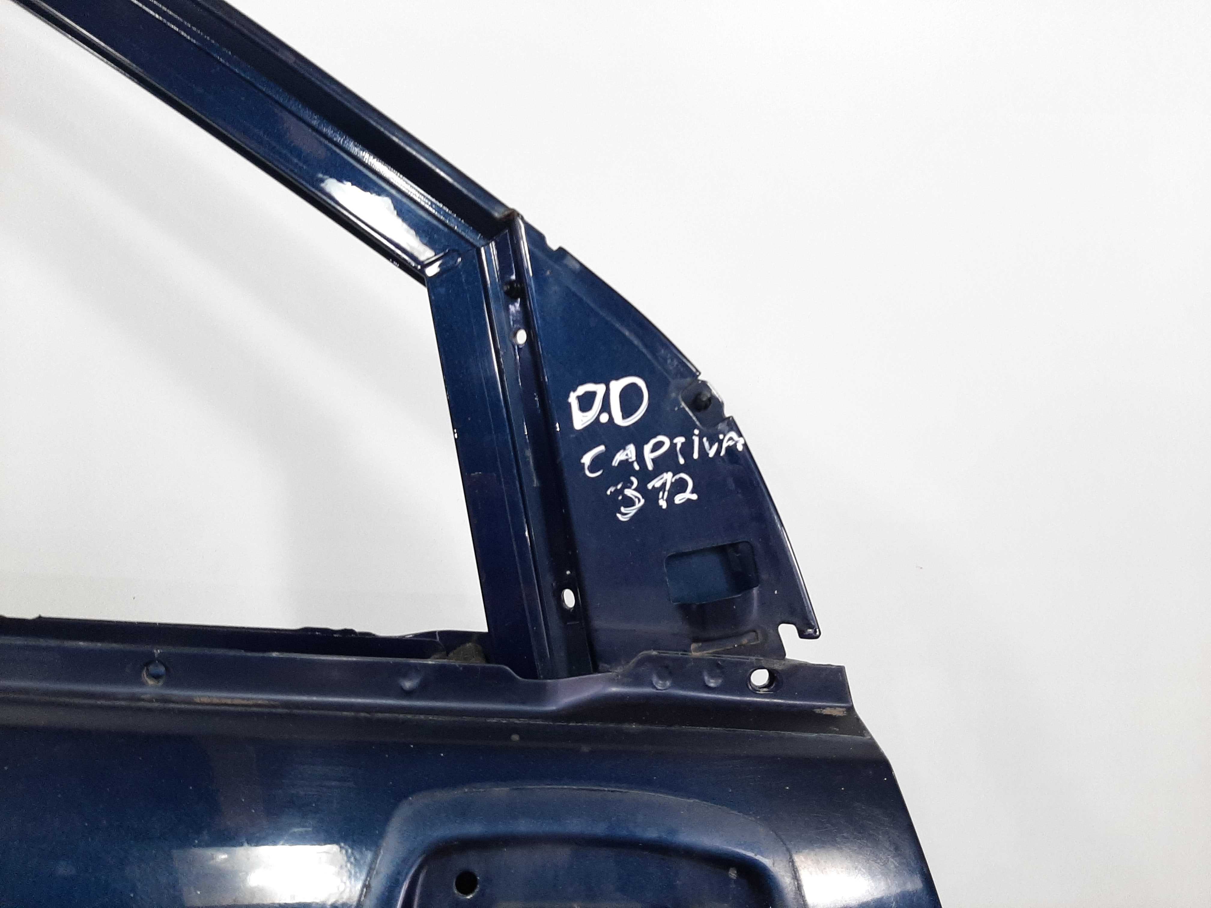 Porta Dianteira Direita Gm Captiva 2008 A 2016 C/detalhes 2