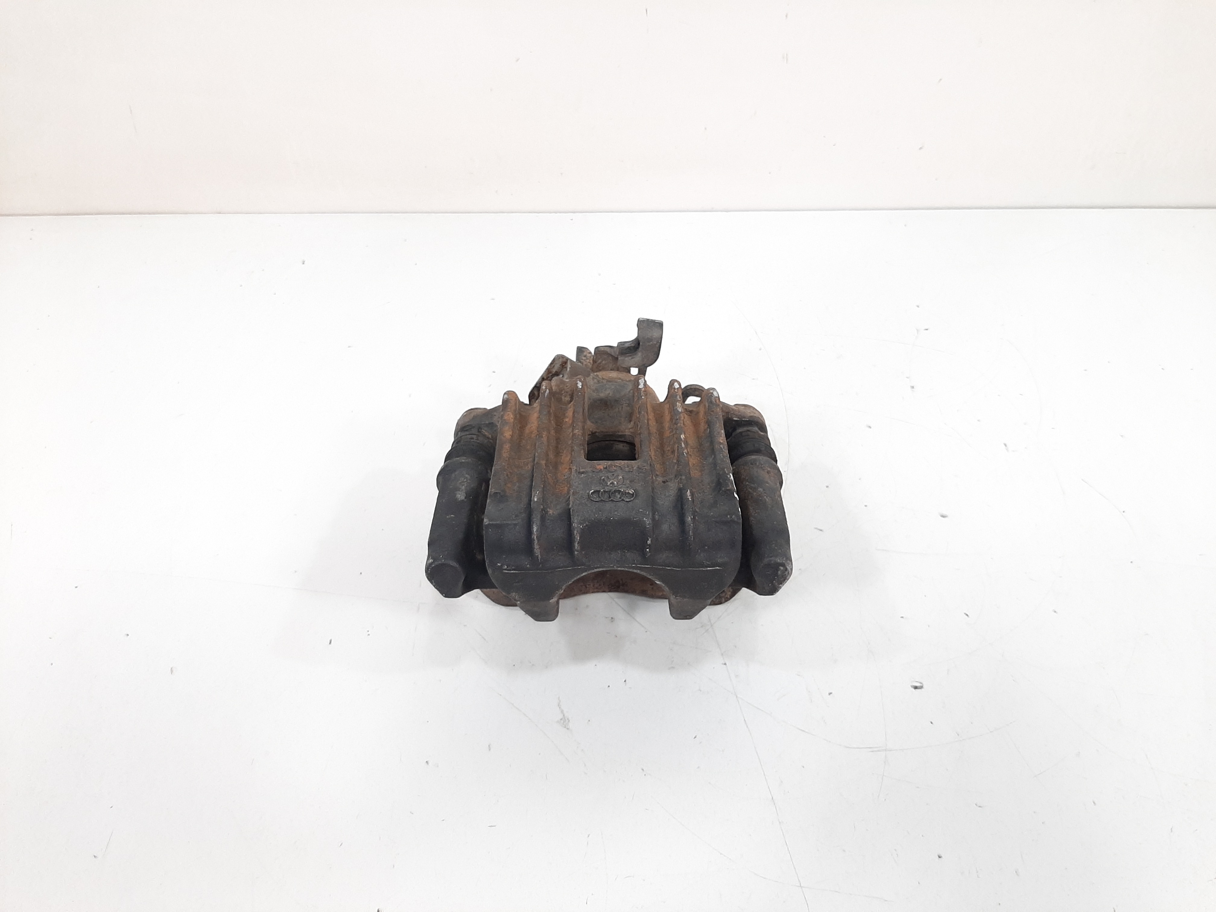 Pinça Traseira Esquerda Audi A3 1997 1998 1999 A 2006 6