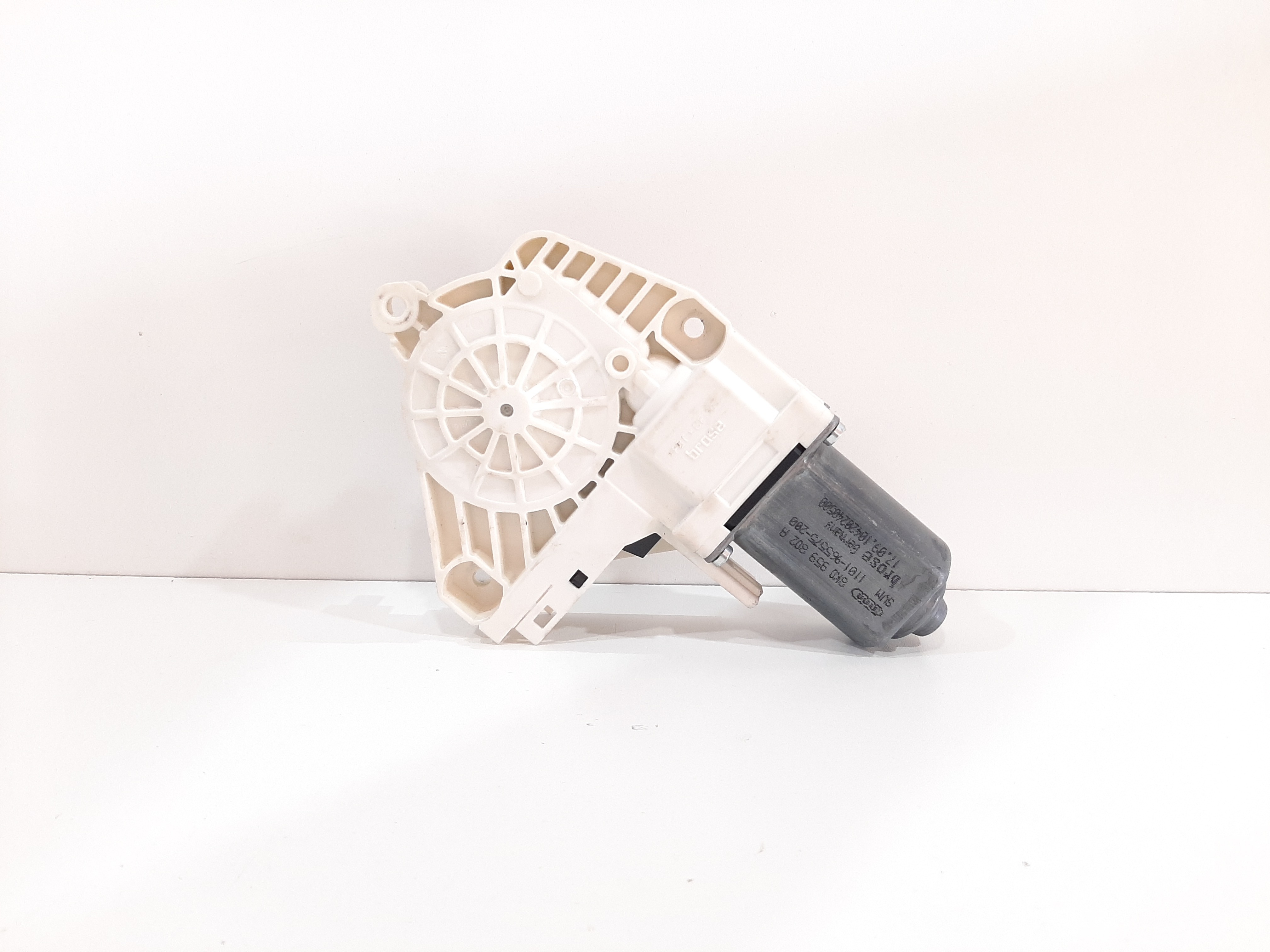 Motor Vidro Elétrico Dianteiro Direito Audi A4 2008 A 2015 2