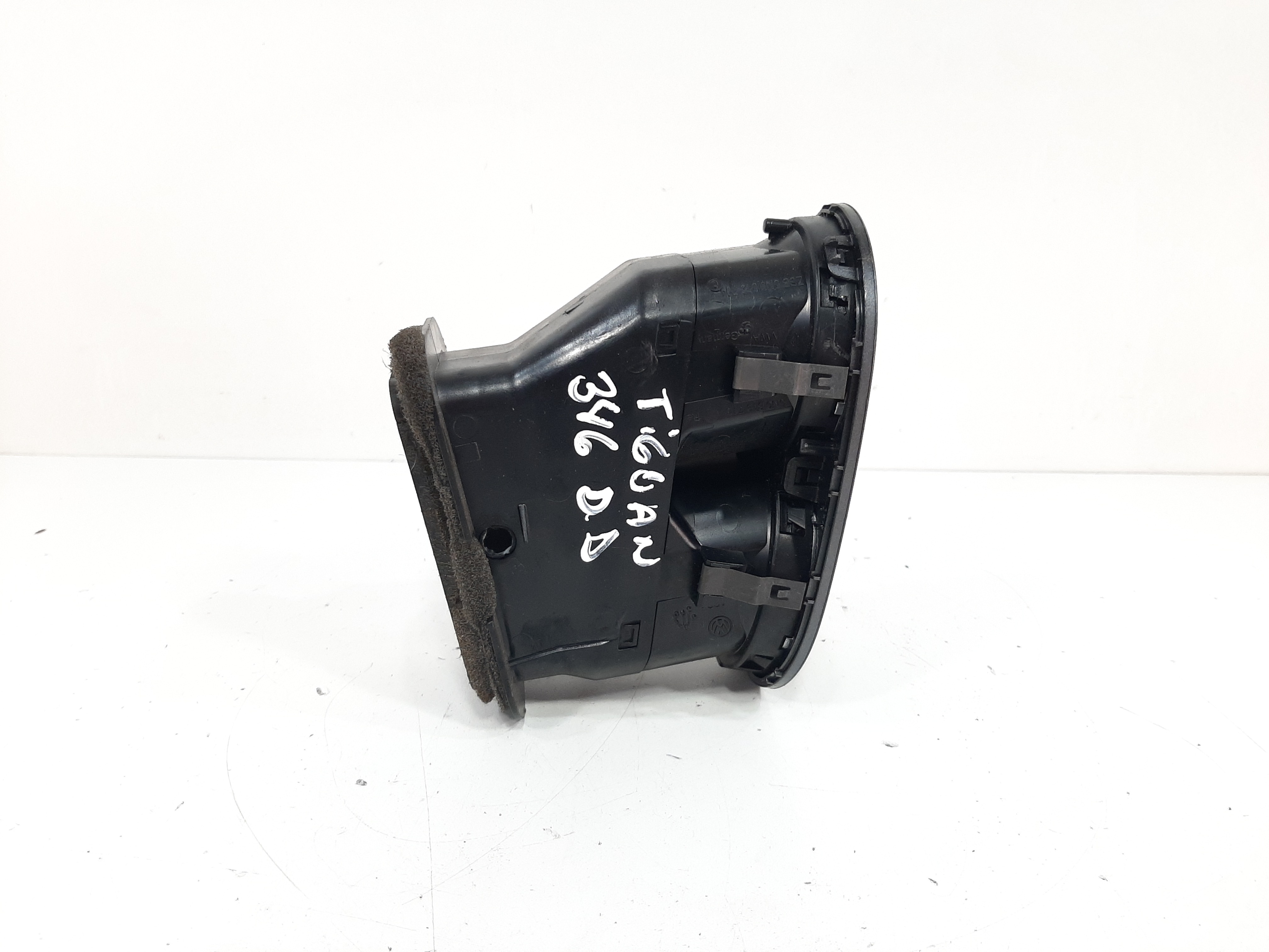 Difusor Ar Dianteiro Direito Vw Tiguan 2012 2013 2014 A 2017 2