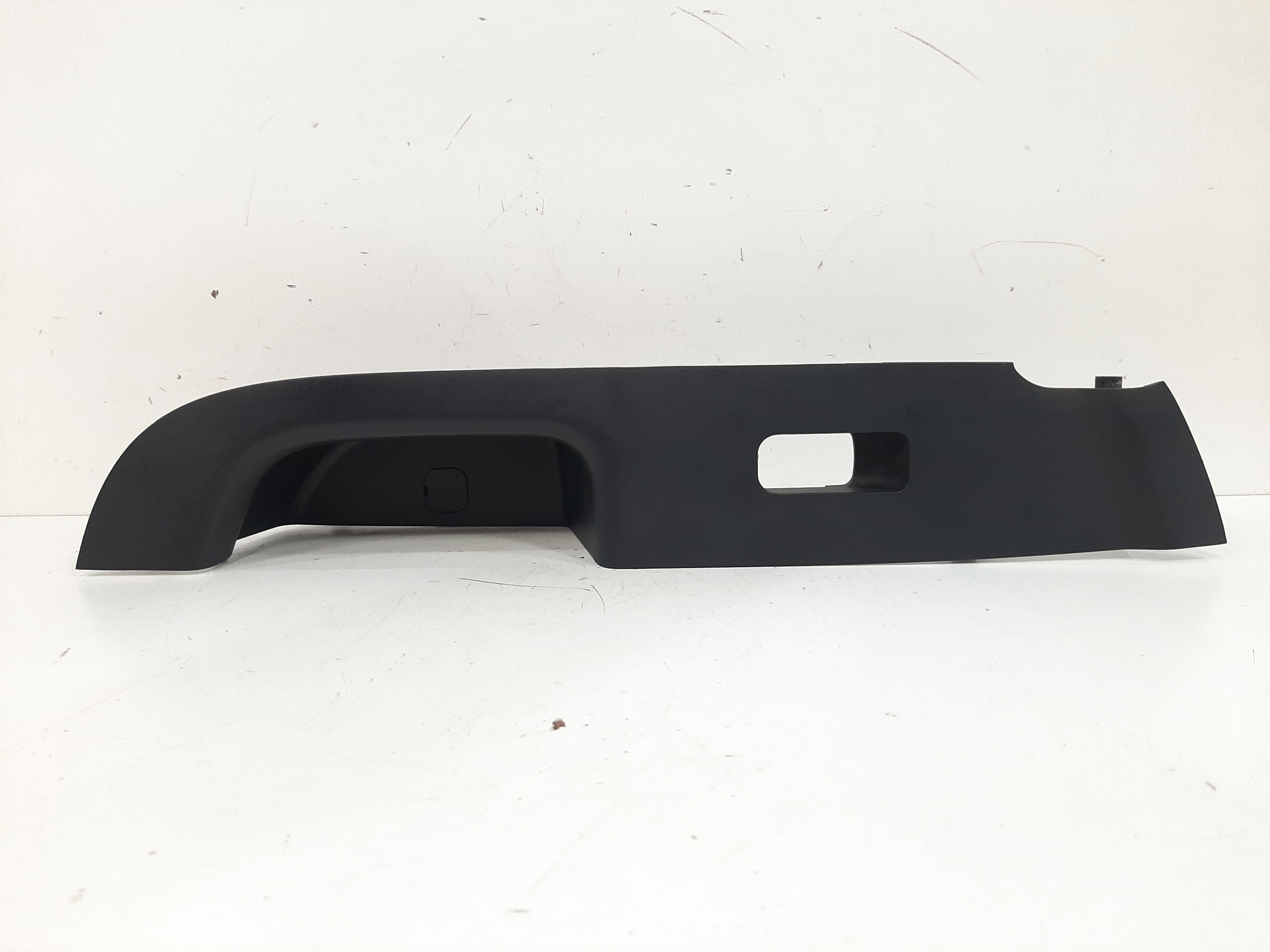 Moldura Comando Dianteiro Direito Kia Cerato Koup 2011 A 13 3