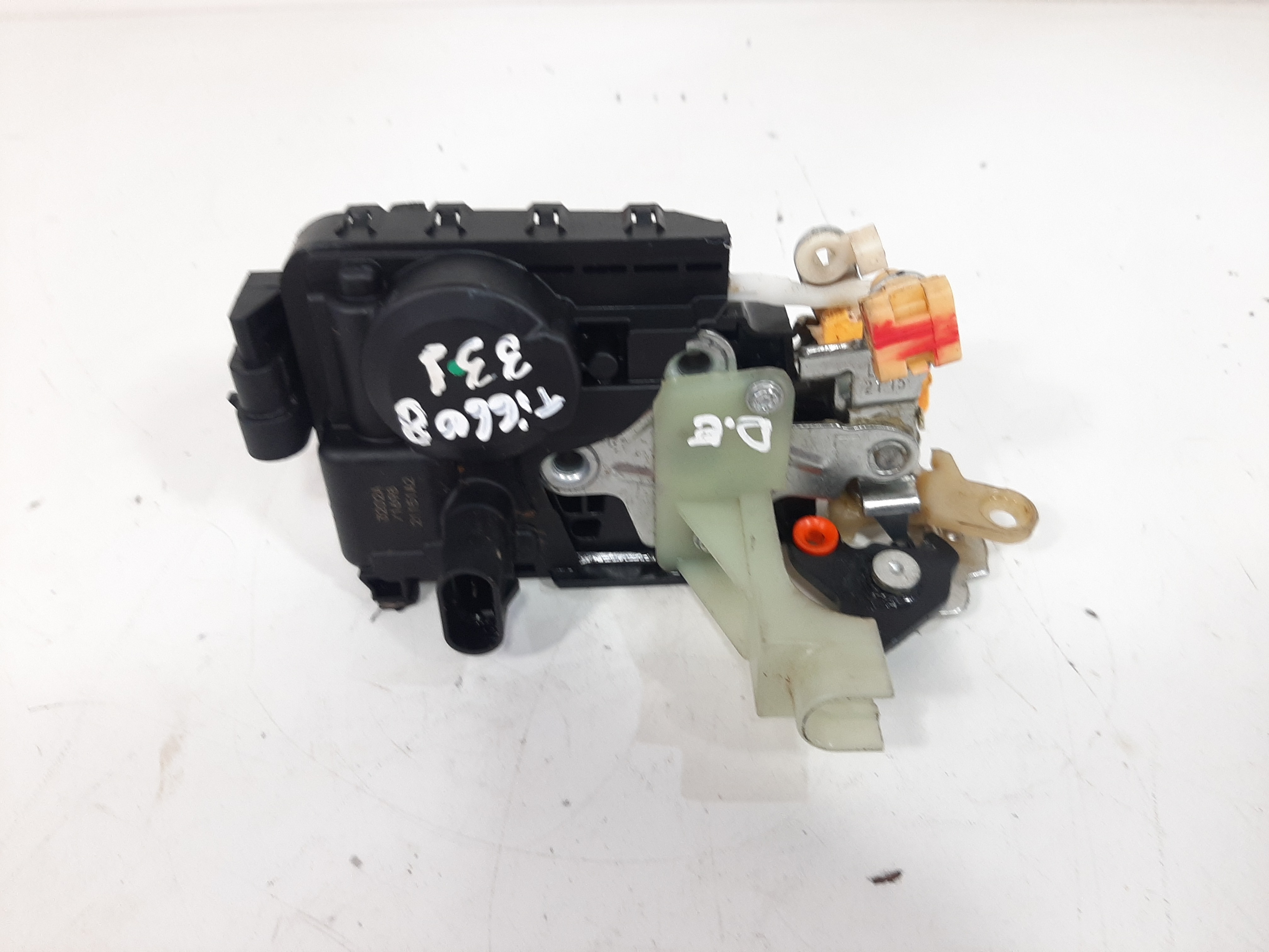 Fechadura Porta Dianteira Esquerda Chery Tiggo 8 2019 A 2022 4