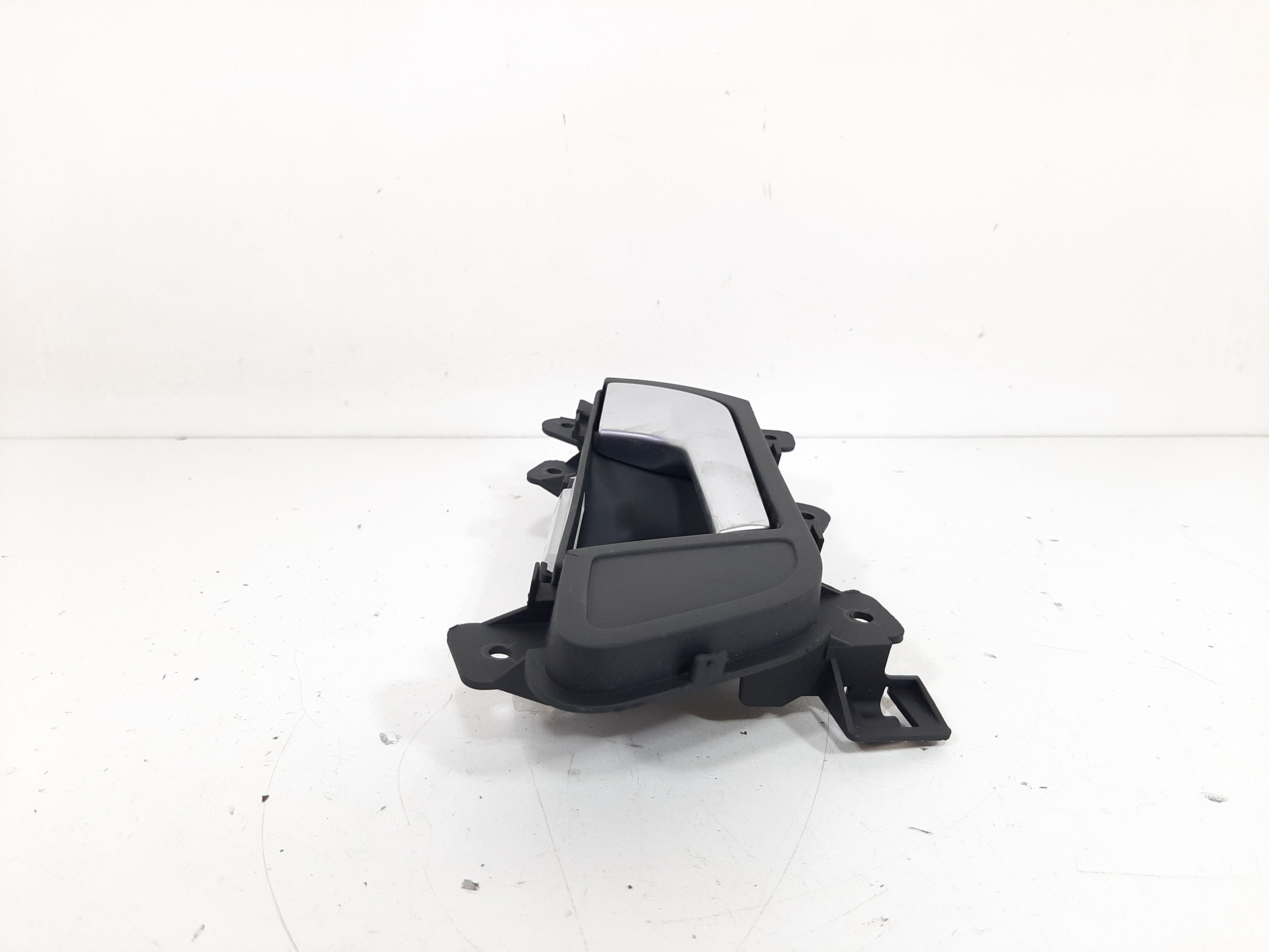 Maçaneta Interna Traseira Direita Audi A4 2010 2011 A 2015 7