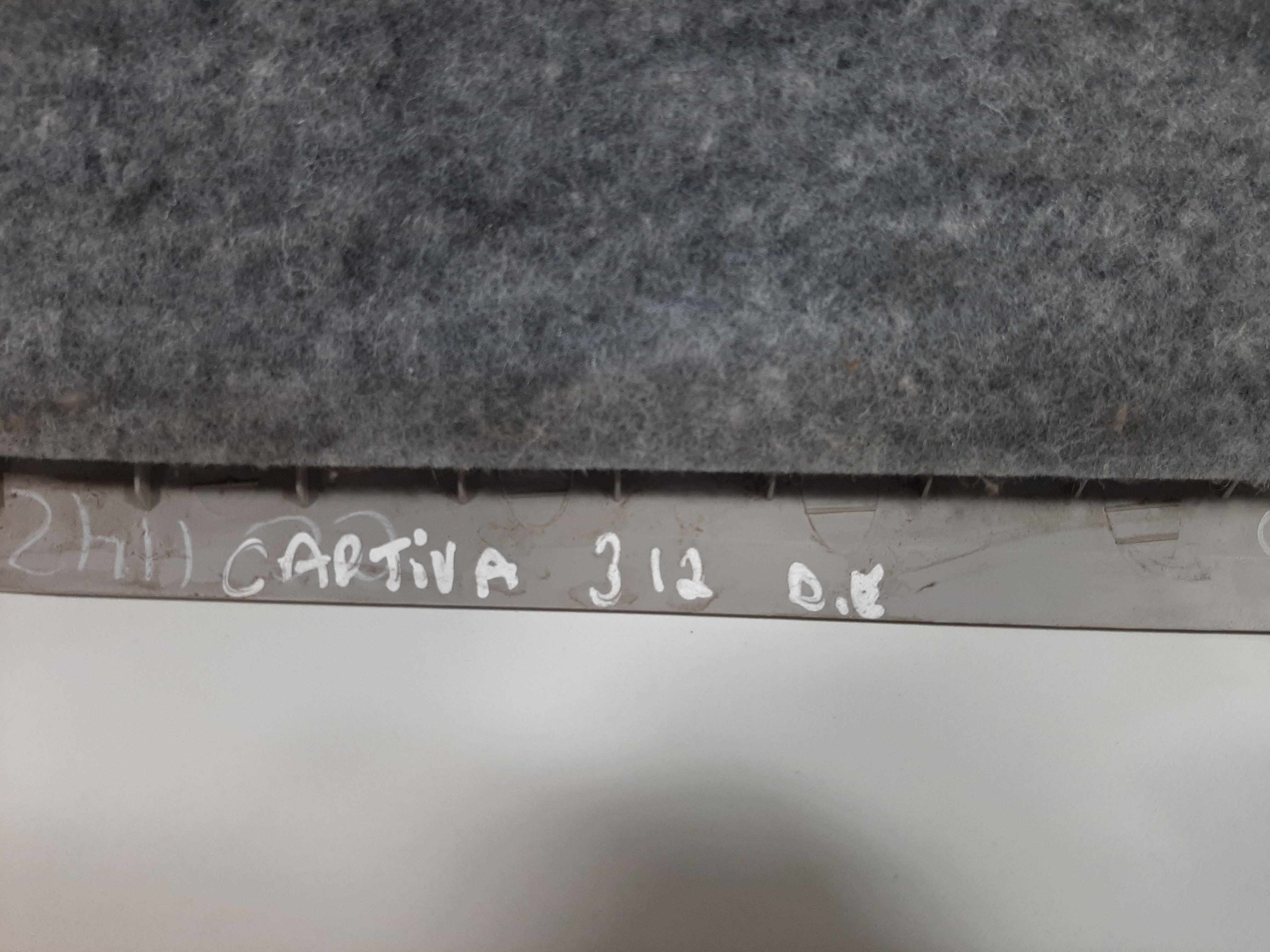 Moldura Inferior Volante Gm Captiva 2008 2009 2010 A 2016 4