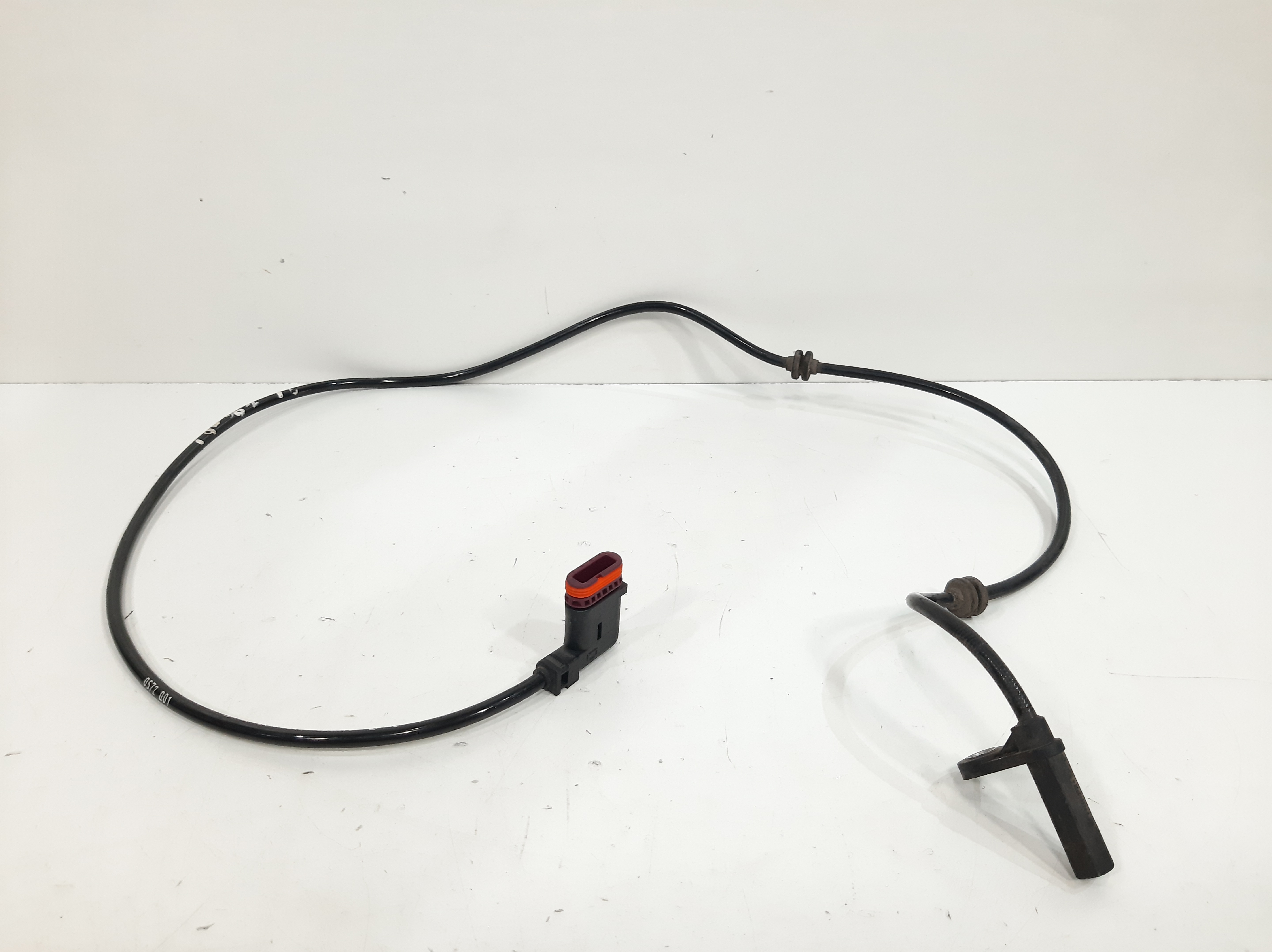 Sensor Abs Traseiro Direito Mercedes C180 W204 2008 A 2014 4