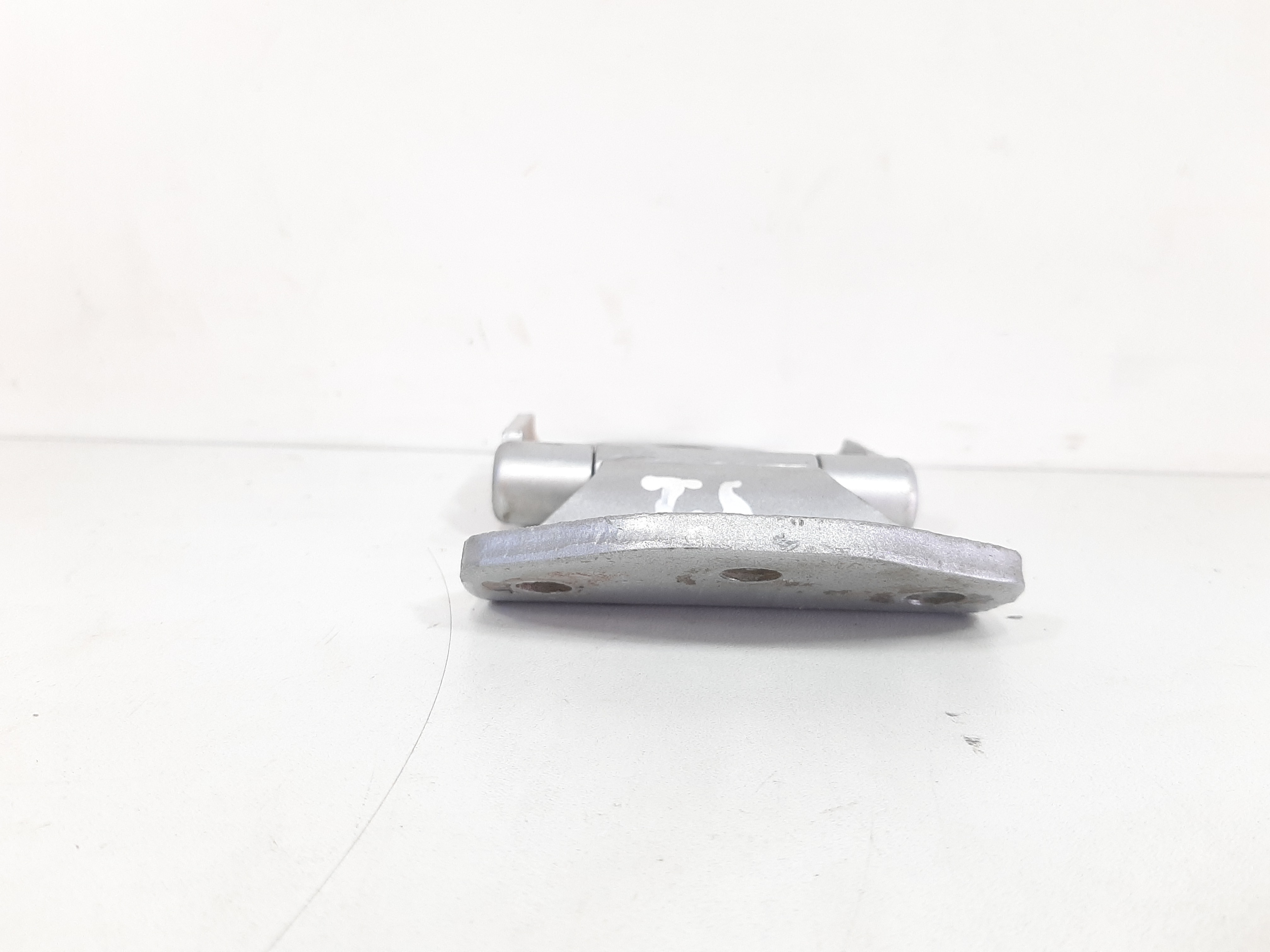 Dobradiça Porta Malas Mitsubishi Pajero Tr4 2004 2005 2