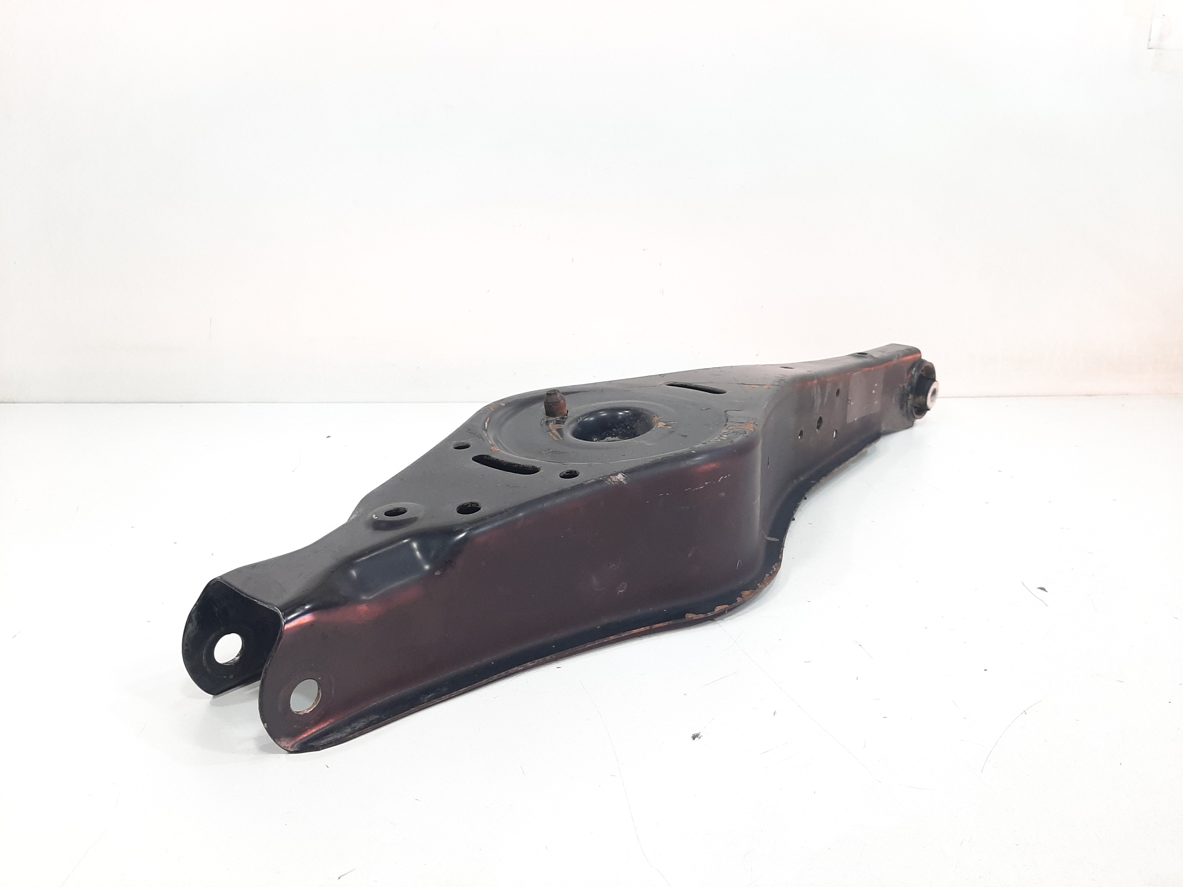 Bandeja Traseira Direita Vw Tiguan 2012 2013 2014 A 2017 2
